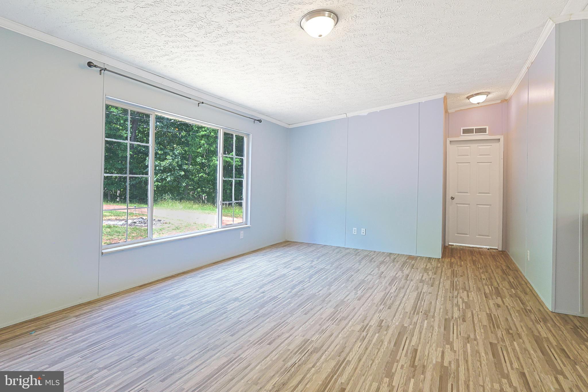 QUAKER WOODS - Residential