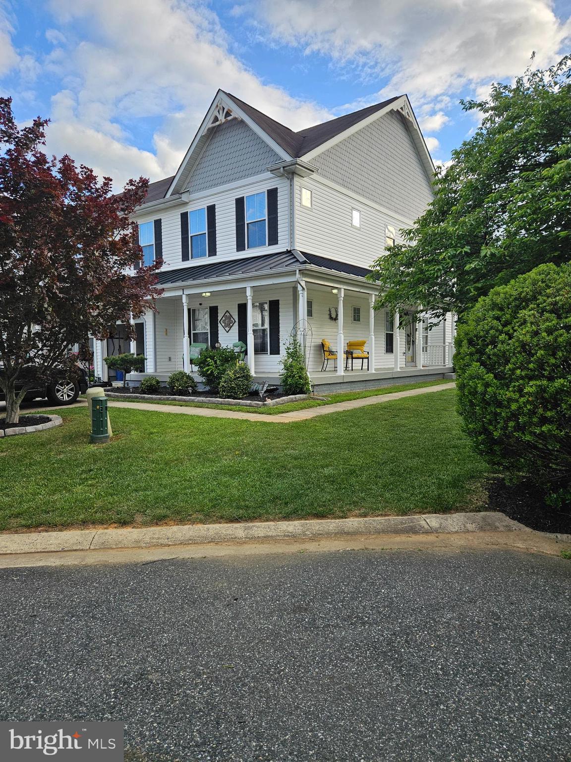 VICTORIAN SQUARE - Residential