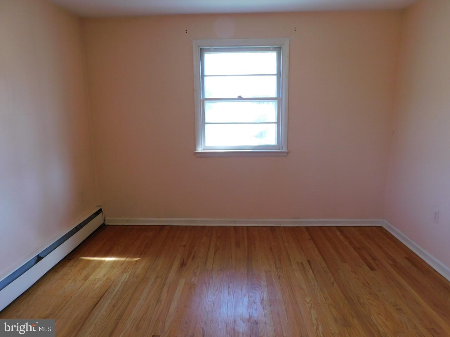 BUTTONWOOD MANOR - Residential