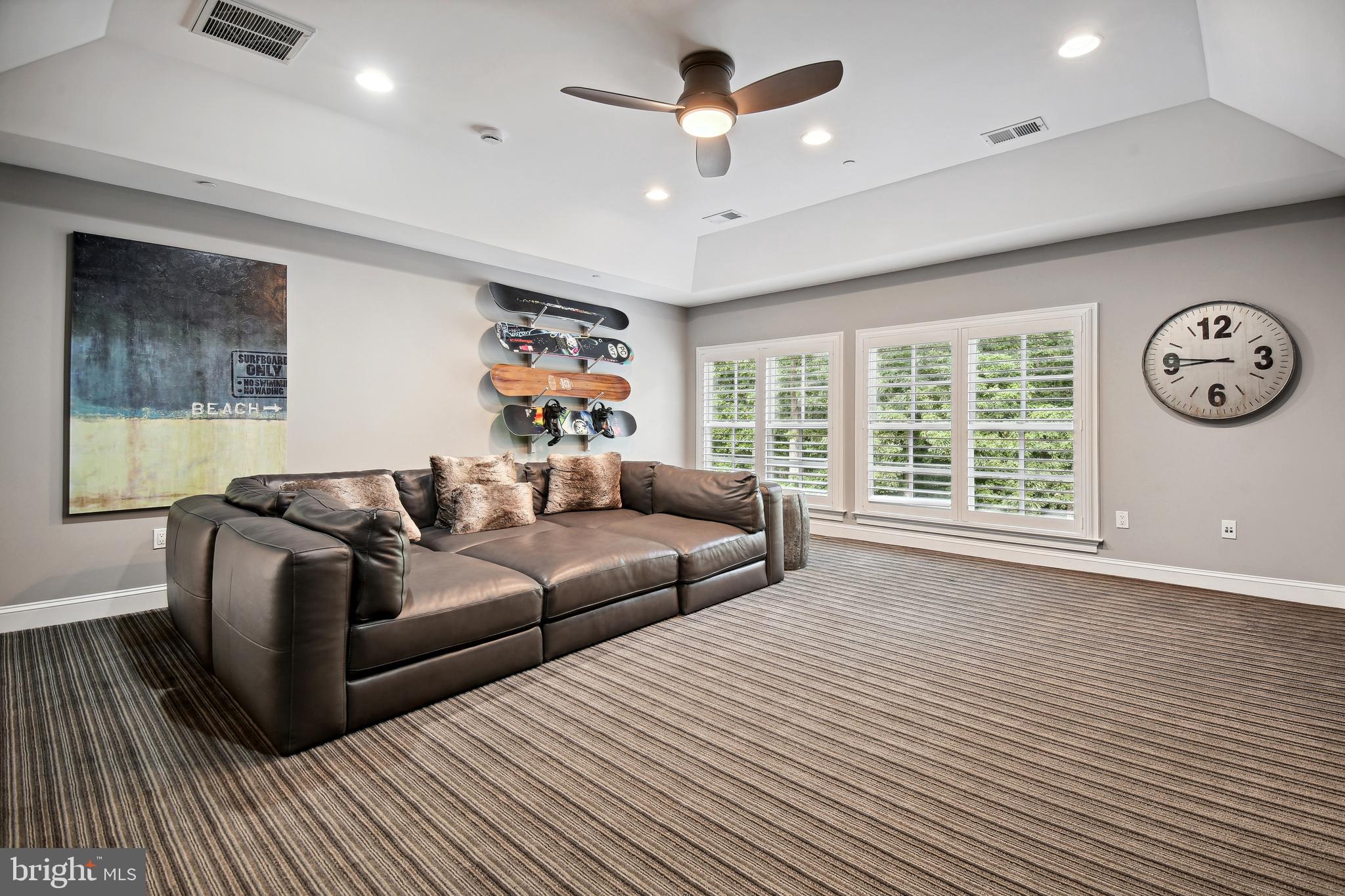 KENTSDALE ESTATES - Residential