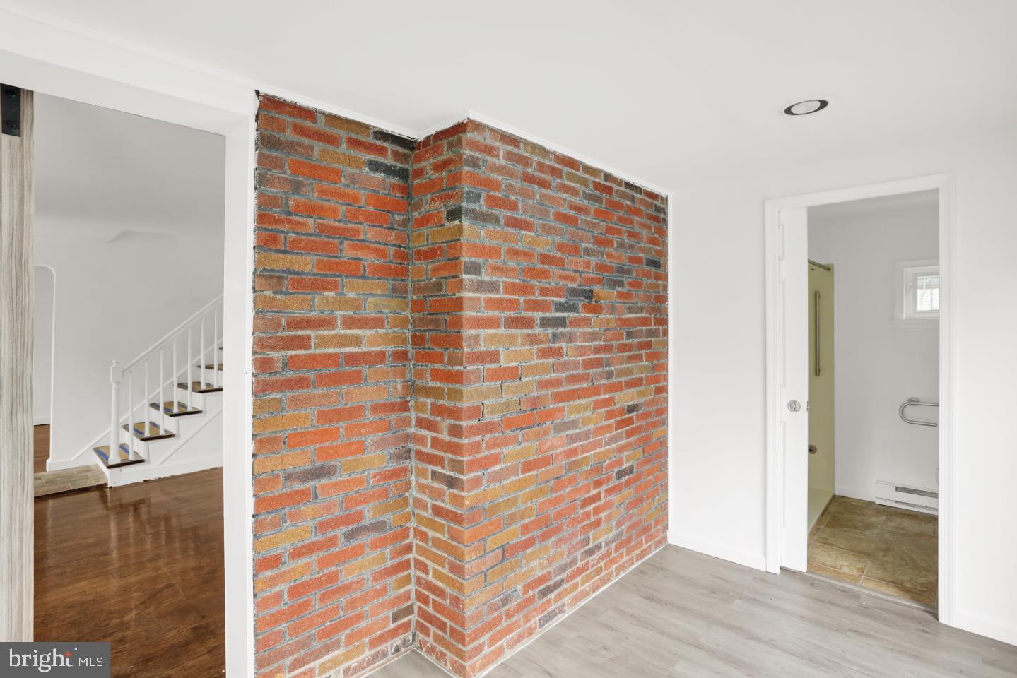 RIVERVIEW PARK - Residential