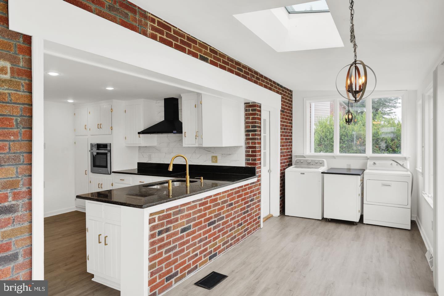 RIVERVIEW PARK - Residential