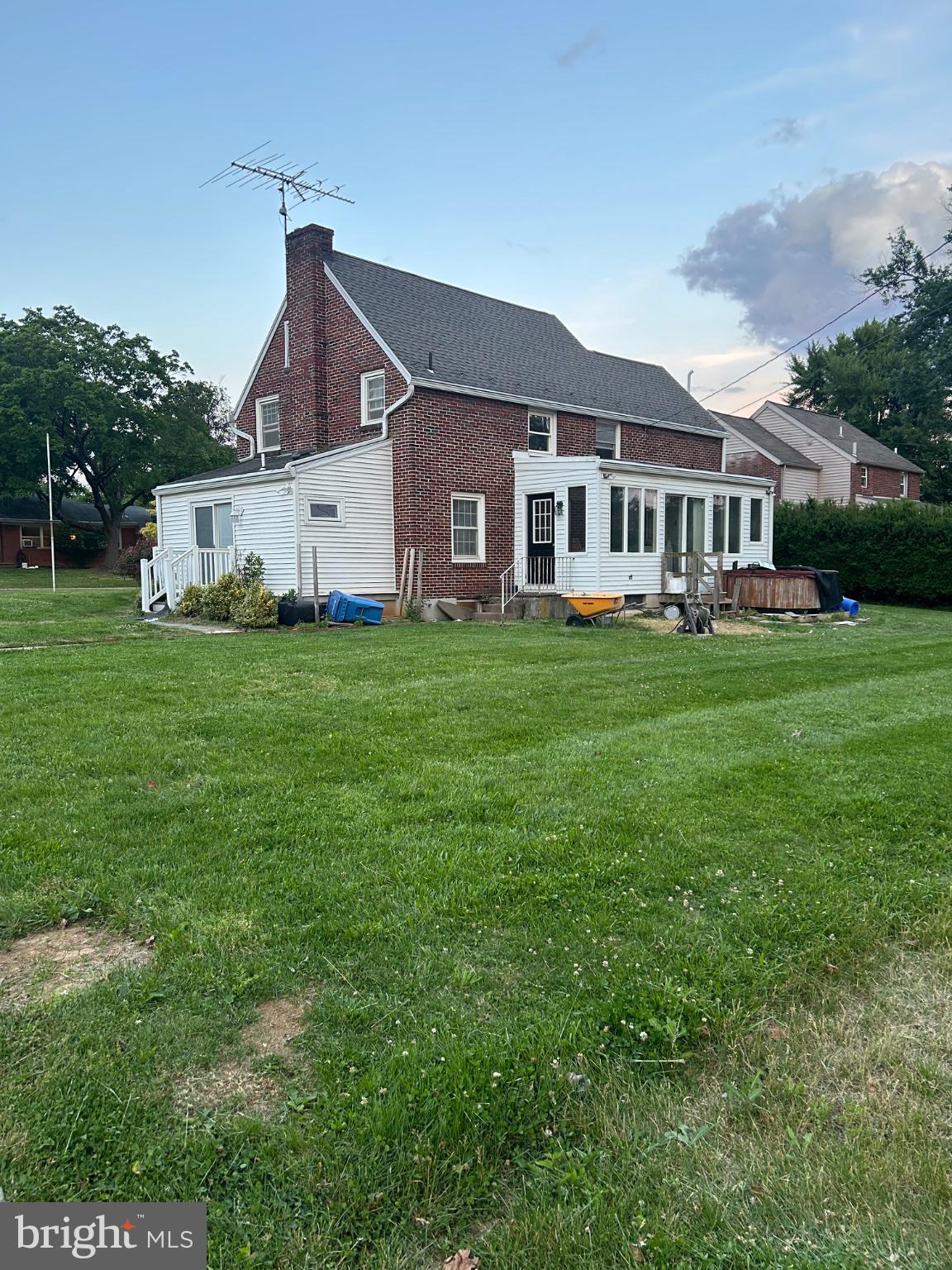 RIVERVIEW PARK - Residential