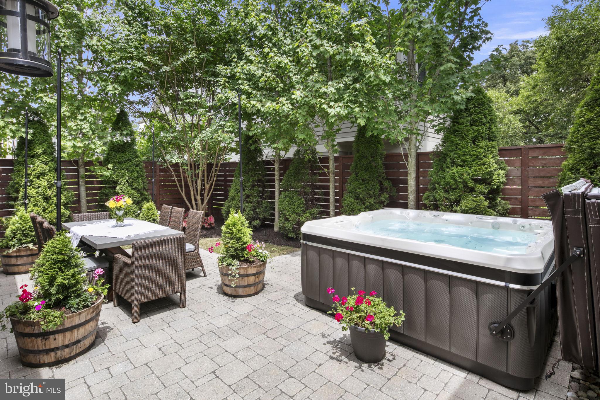 MILBURN TERRACE - Residential