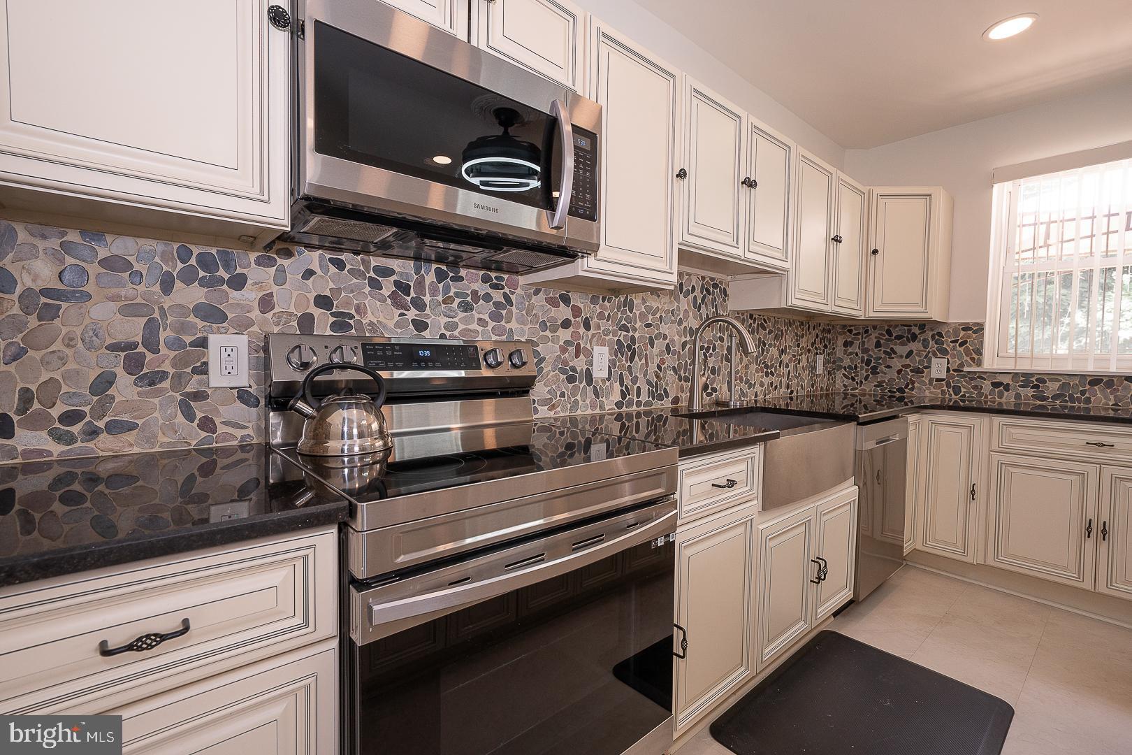 GERMANTOWN (EAST) - Residential