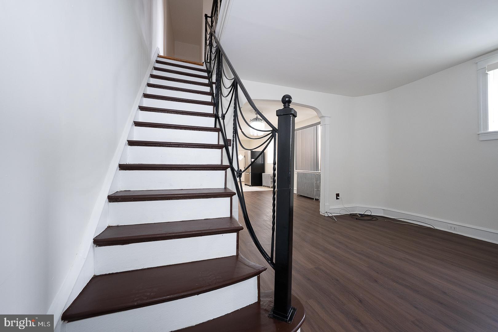 GERMANTOWN (EAST) - Residential