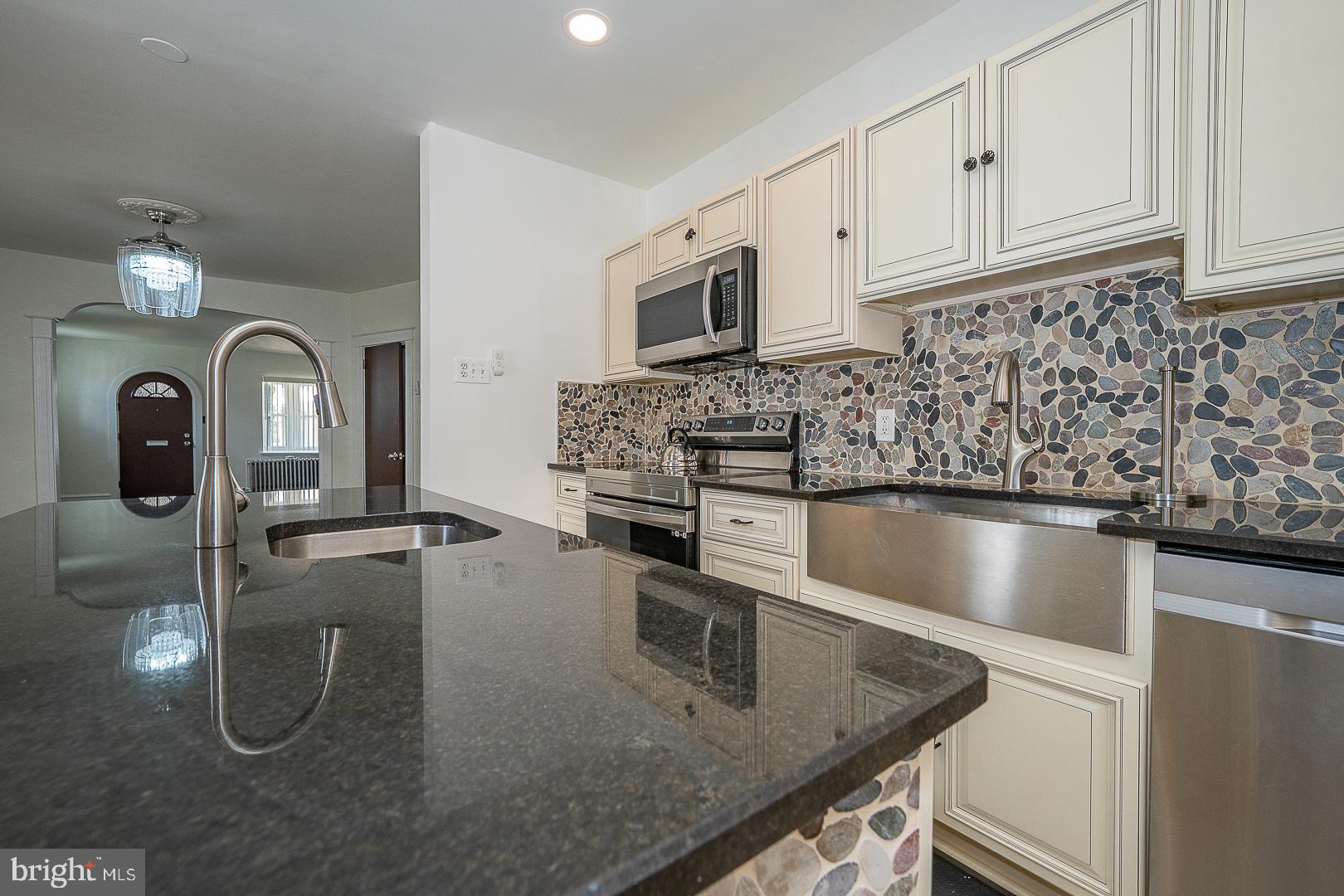 GERMANTOWN (EAST) - Residential
