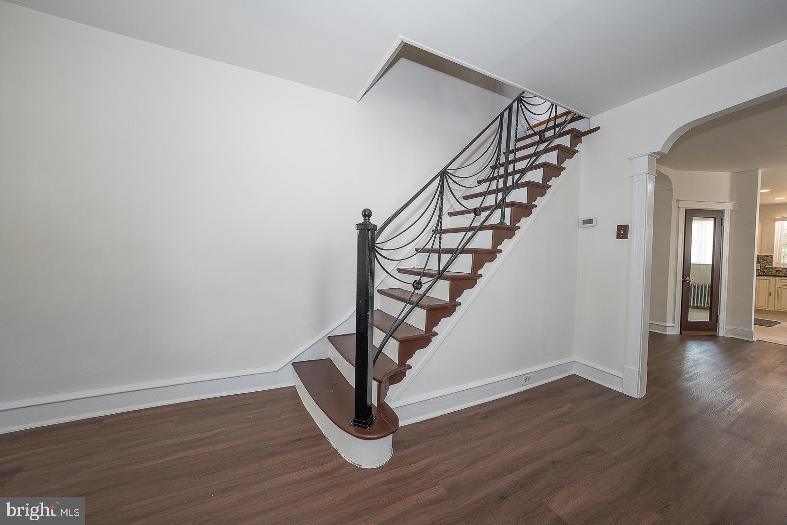 GERMANTOWN (EAST) - Residential
