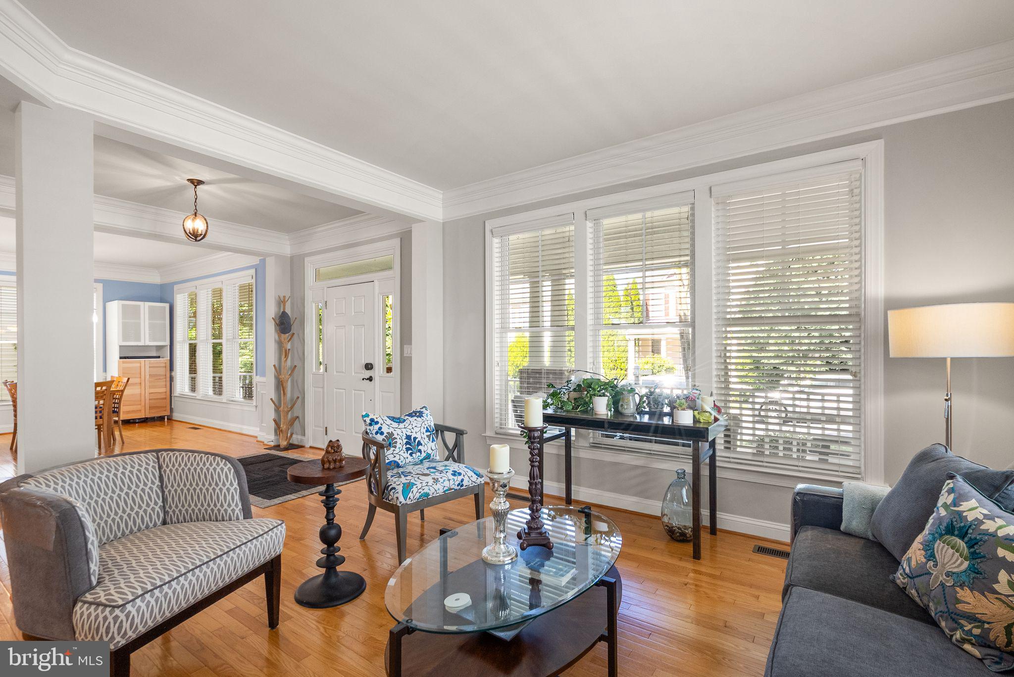 THE VILLAGE CASE - Residential