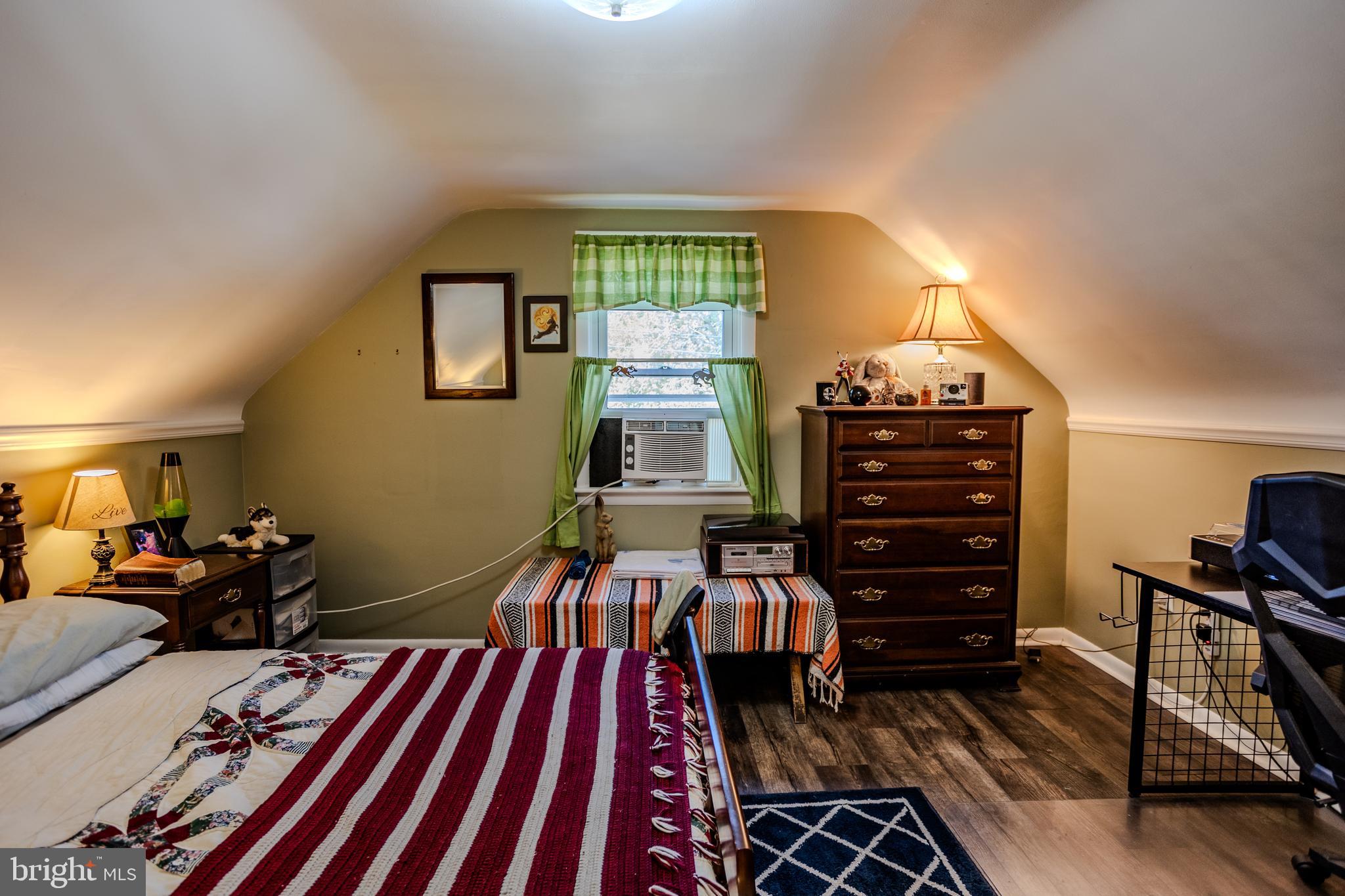 MCALLISTER - Residential