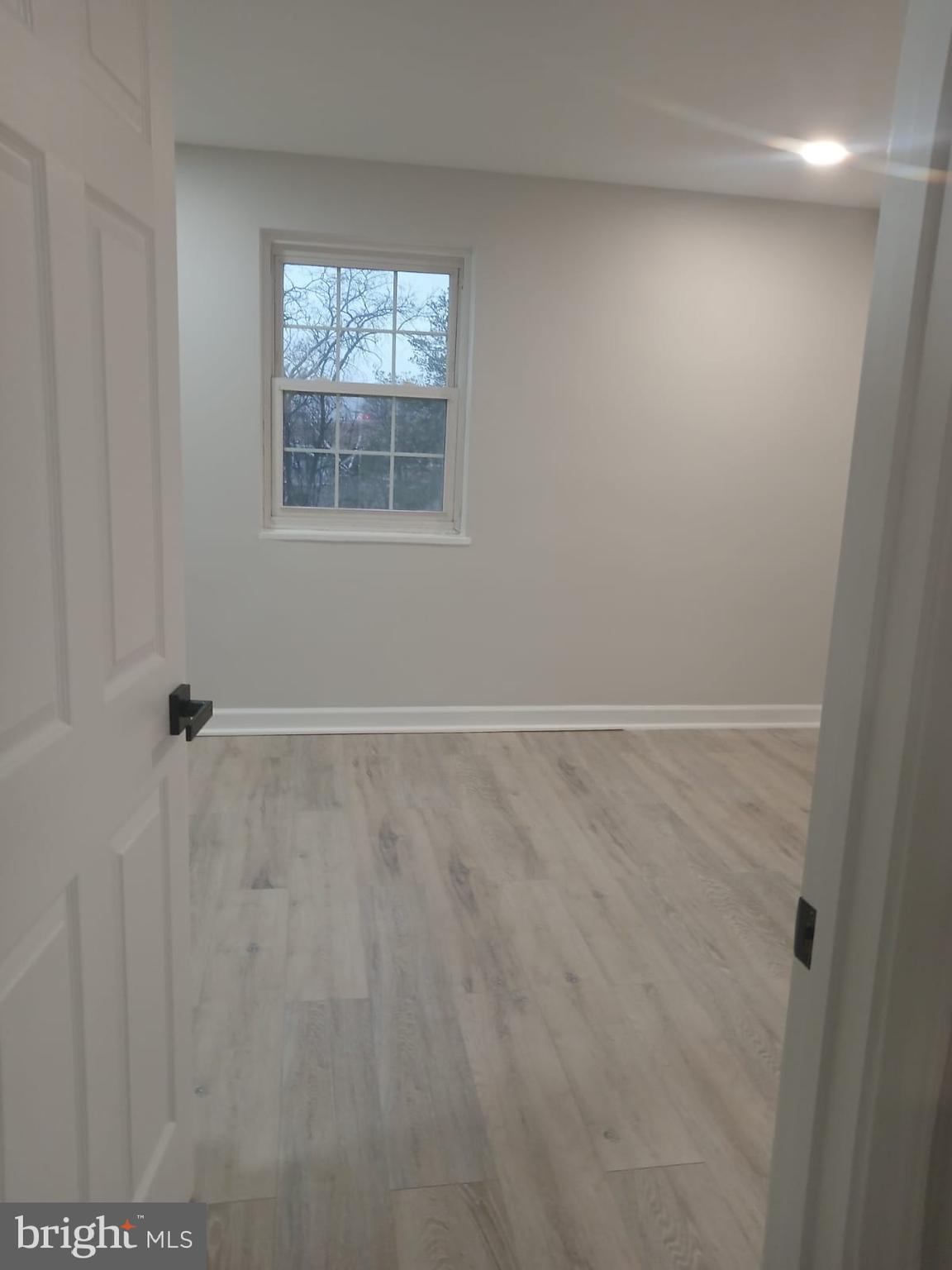VILLAGES AT FALLS CHURCH - Residential