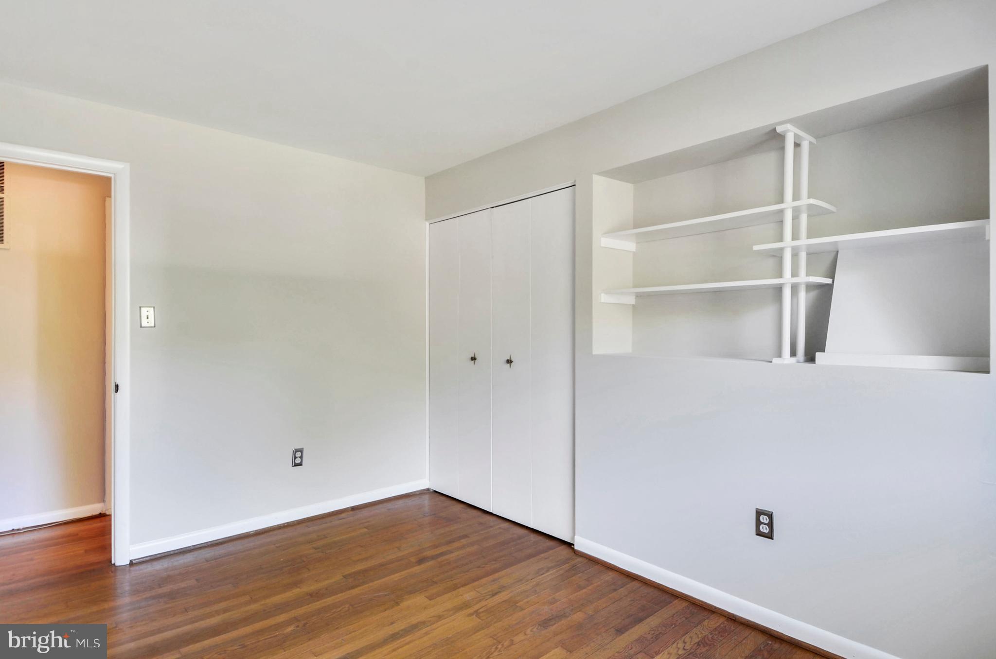 KEMP MILL ESTATES - Residential