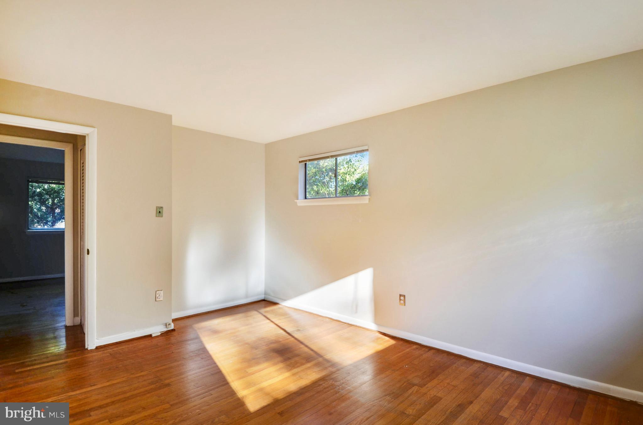 KEMP MILL ESTATES - Residential