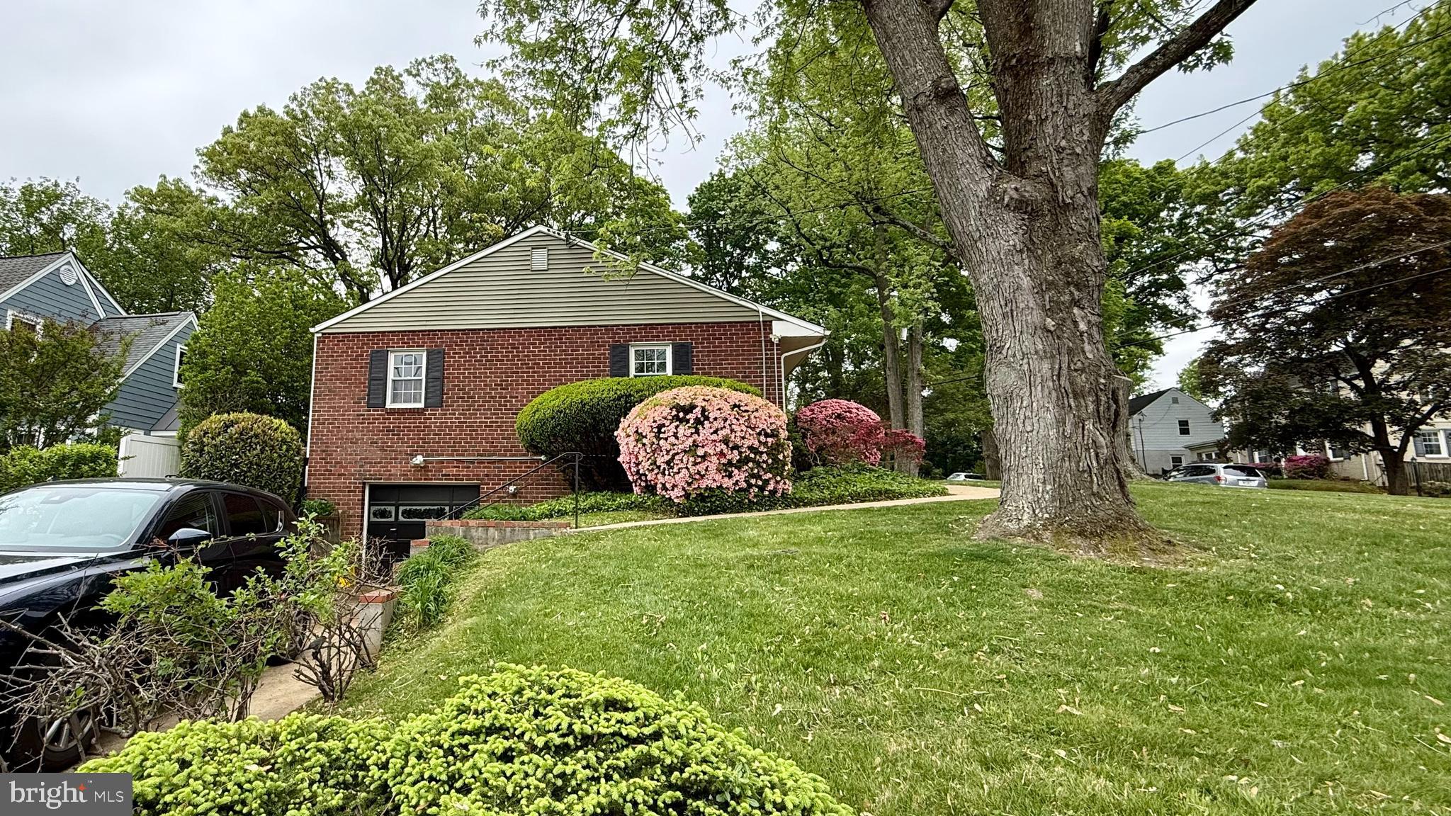 WOODMOOR - Residential