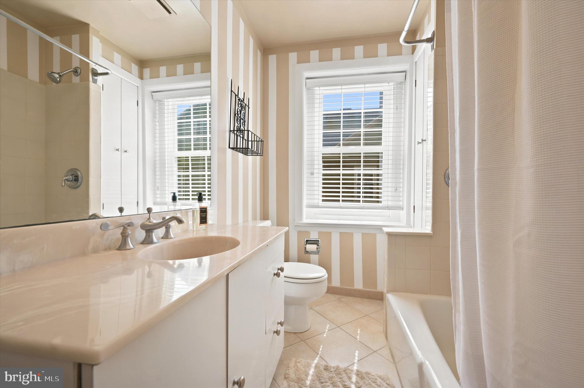 NARBERTH - Residential