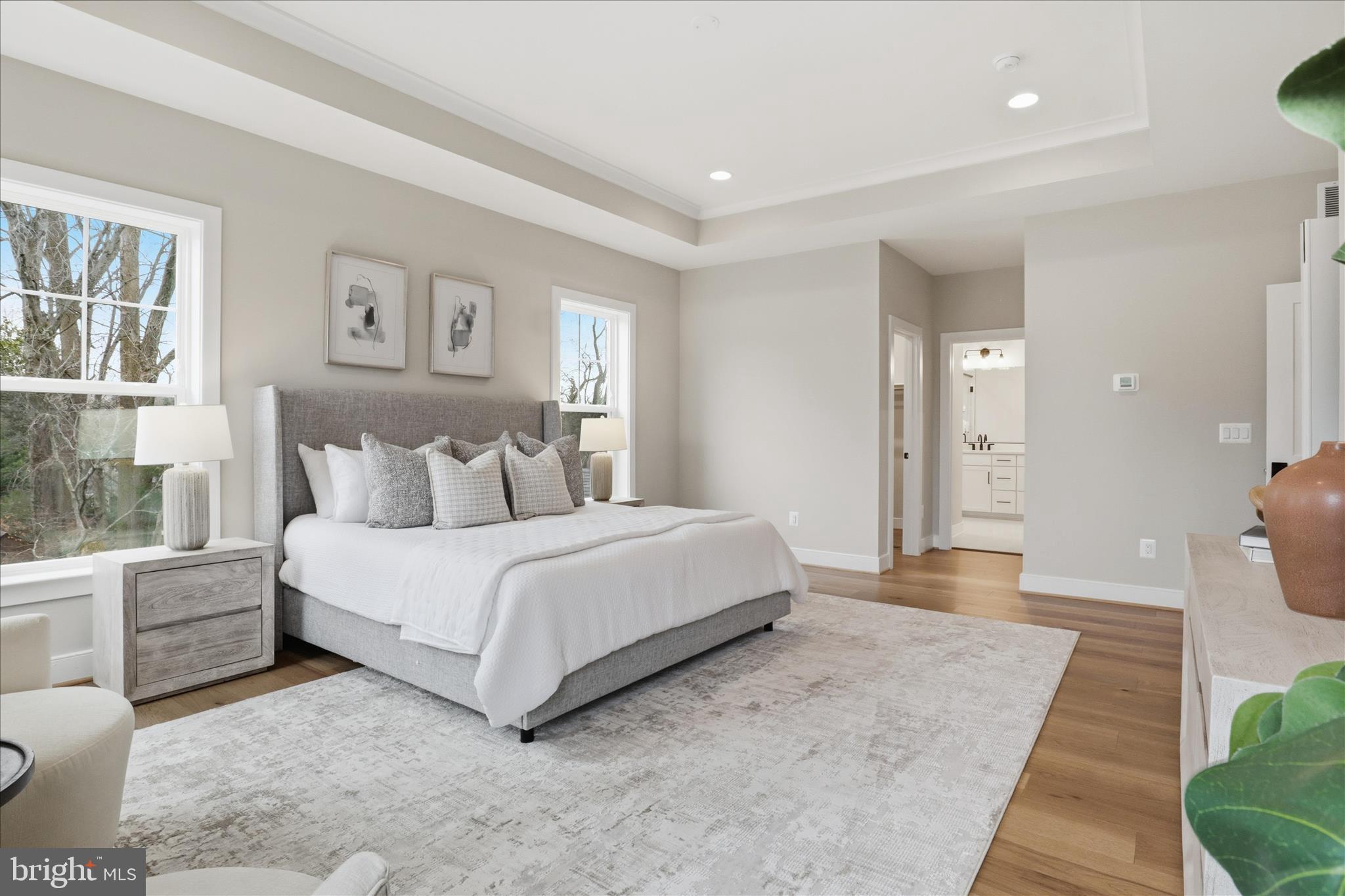 VIENNA WOODS - Residential