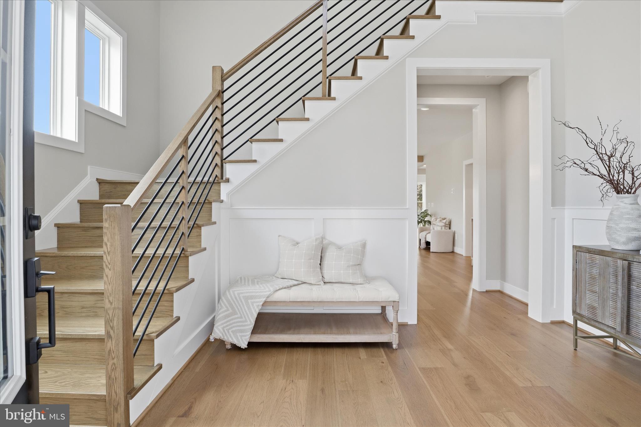 VIENNA WOODS - Residential
