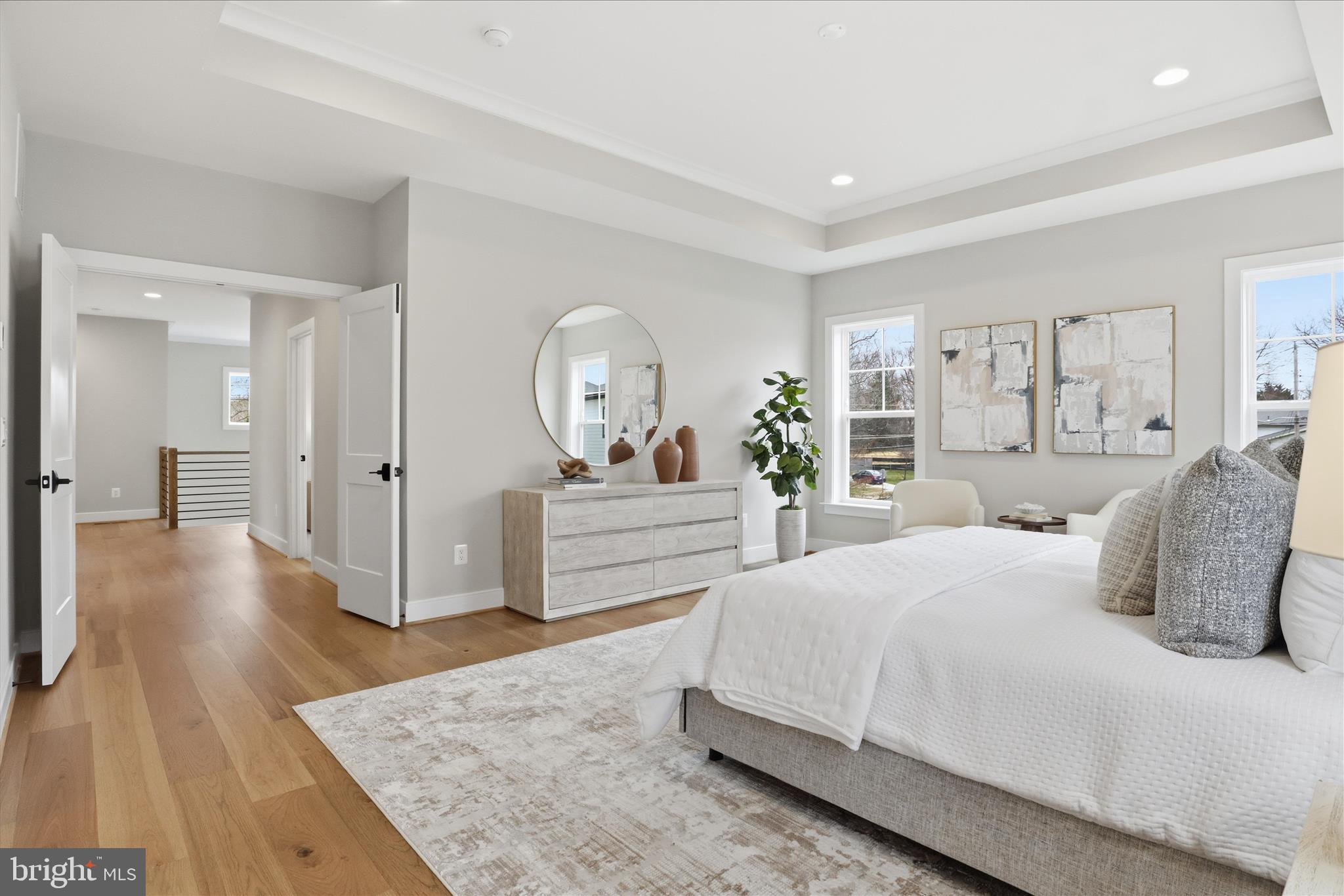 VIENNA WOODS - Residential