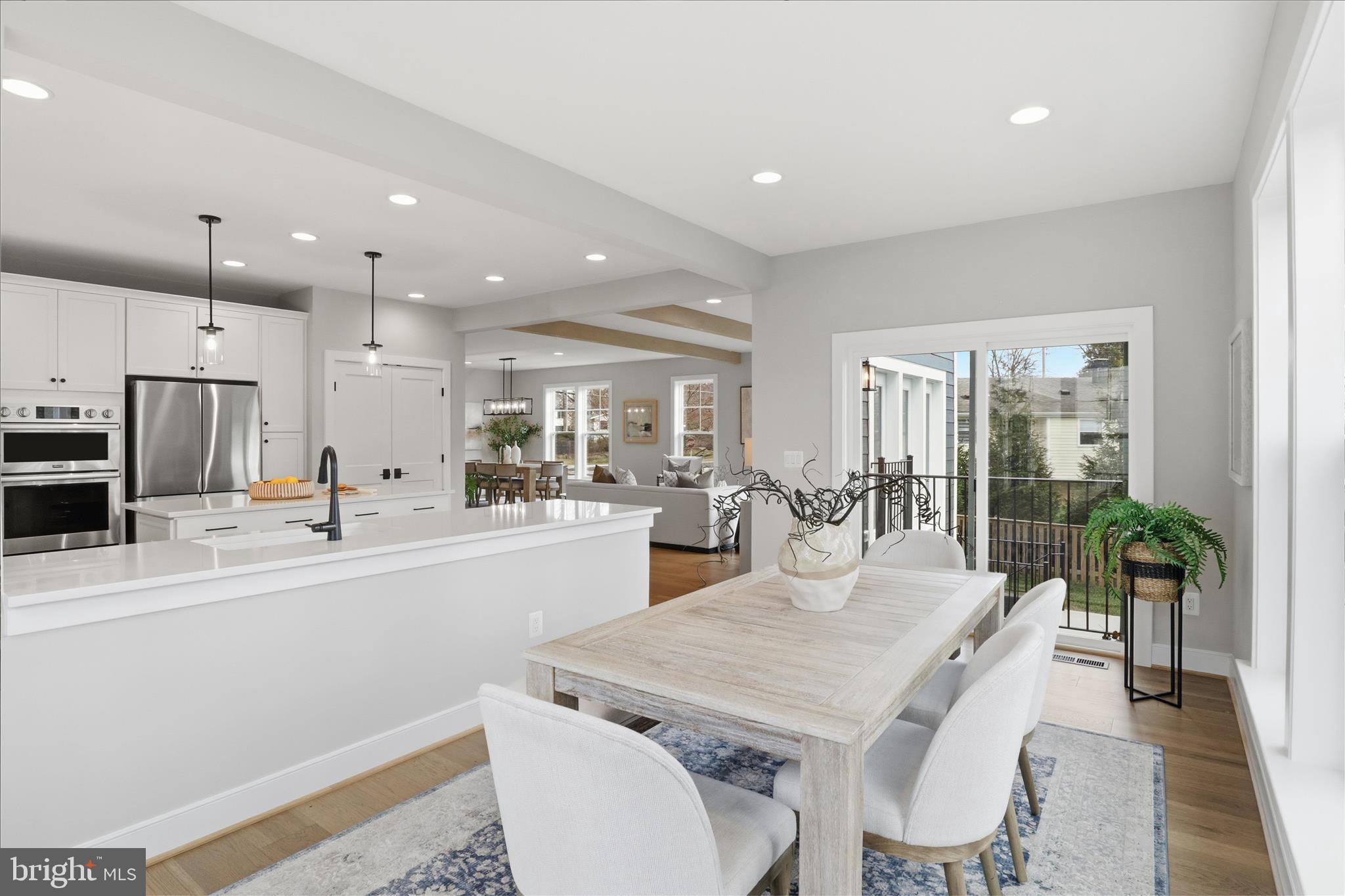 VIENNA WOODS - Residential