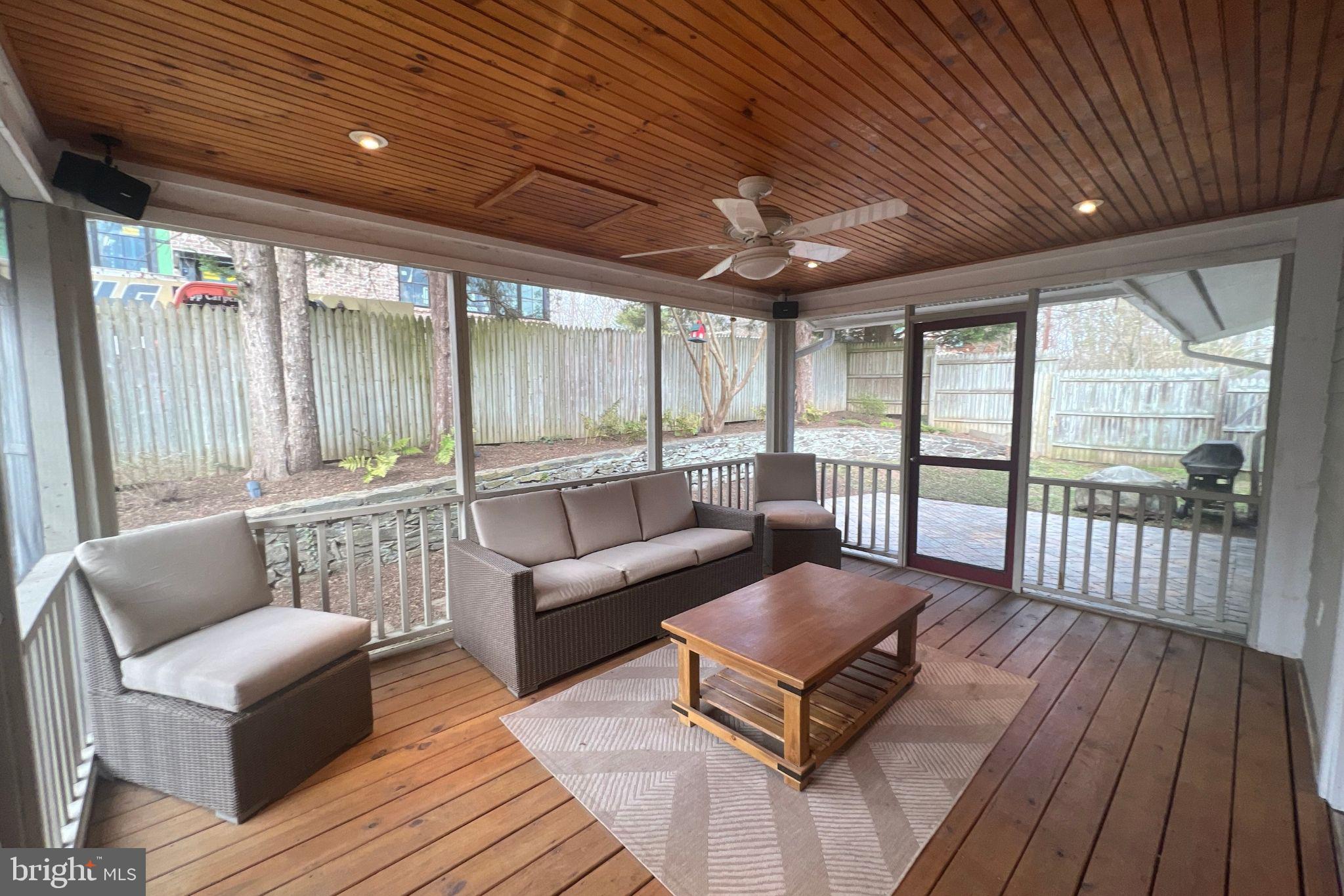 CABIN JOHN PARK - Residential