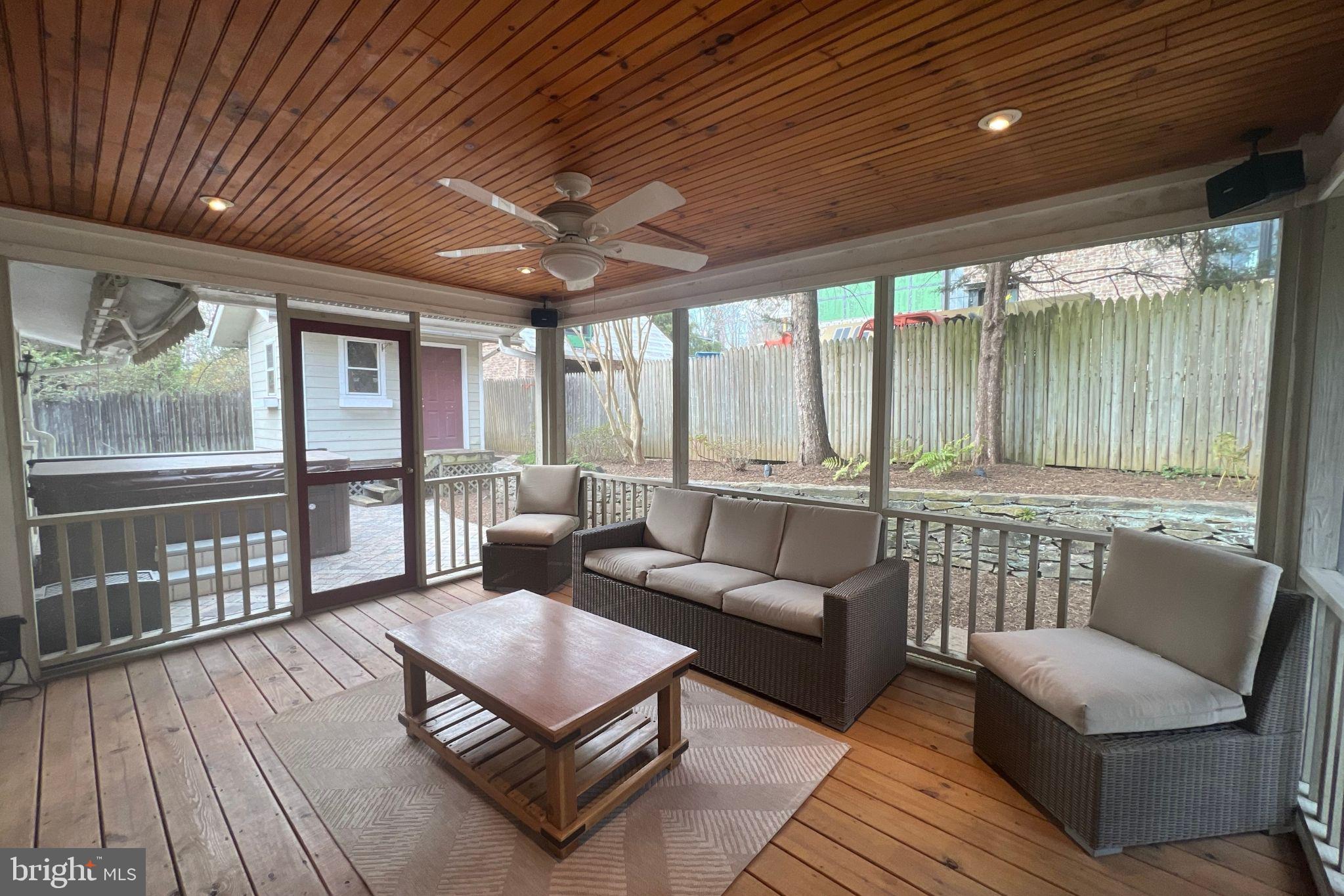 CABIN JOHN PARK - Residential