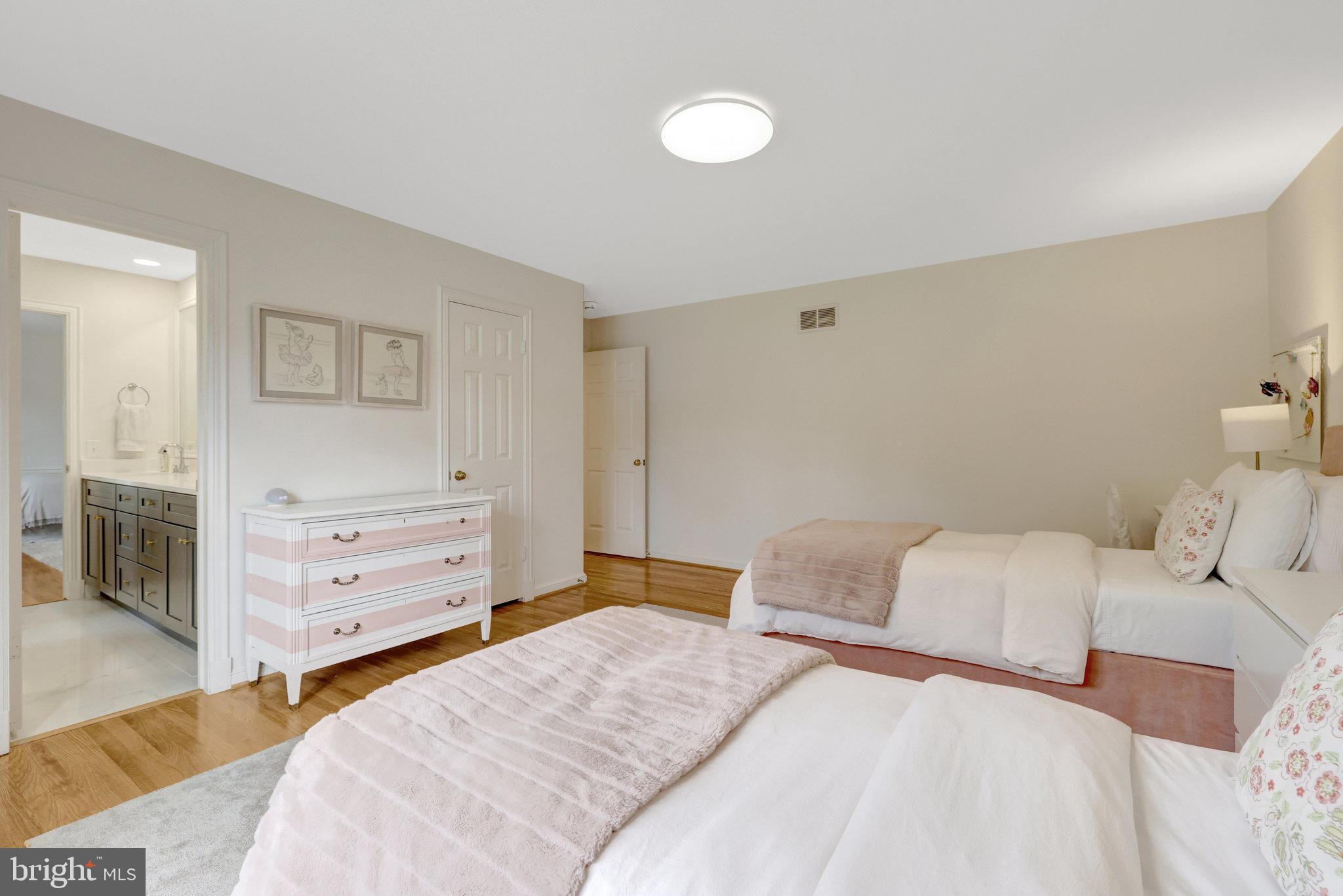 EVERMAY - Residential