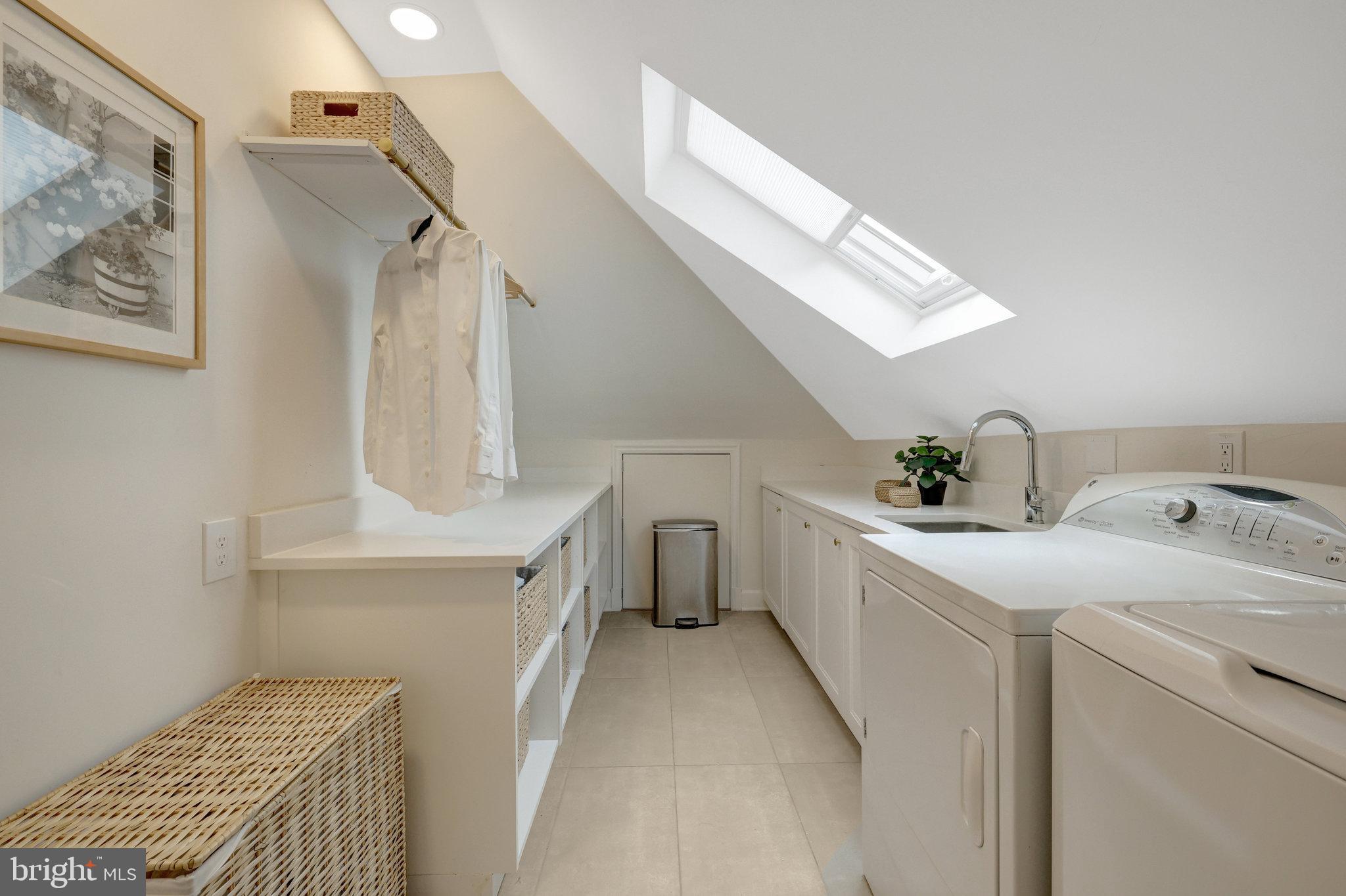 EVERMAY - Residential