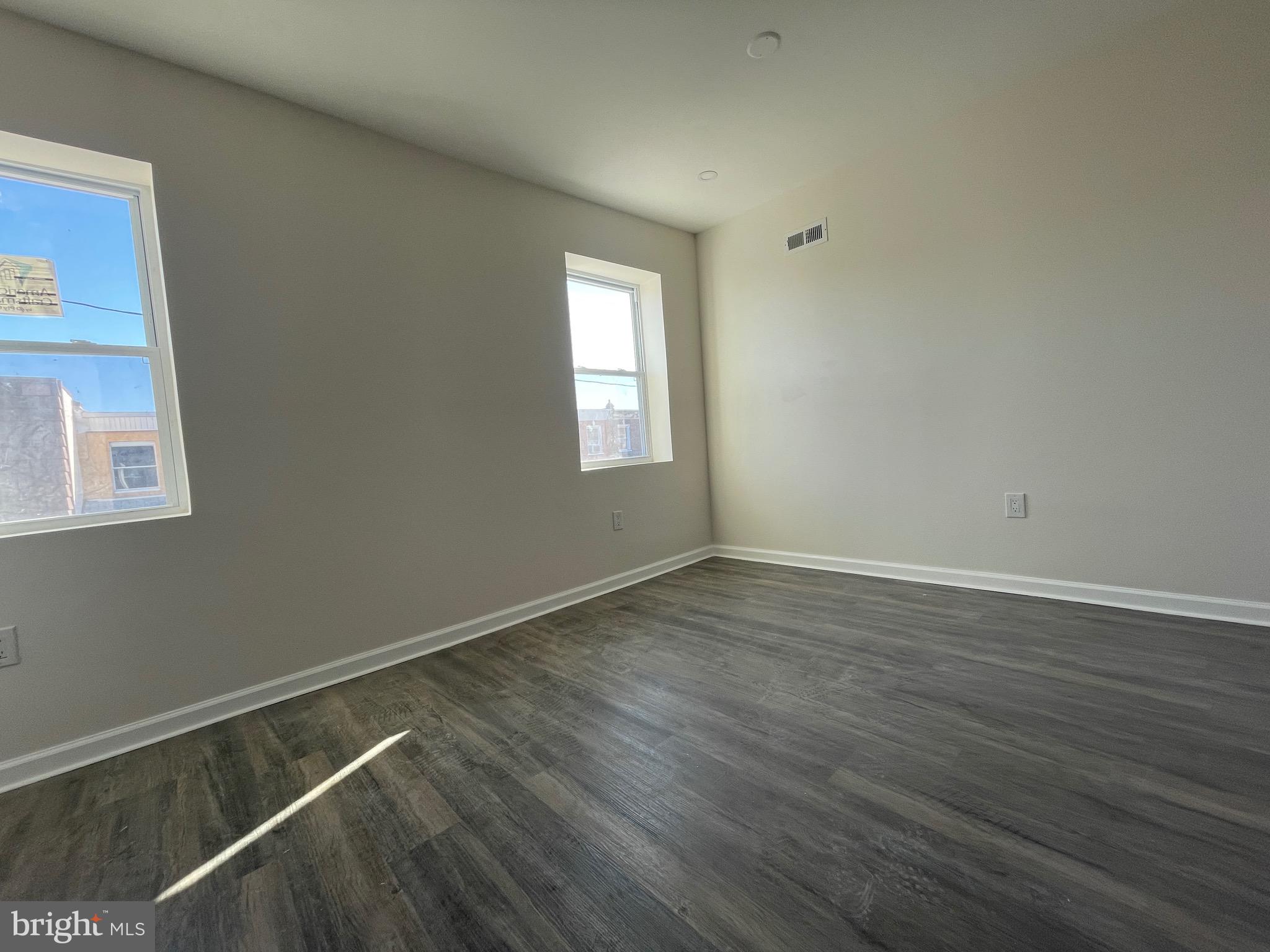 WHITMAN - Residential