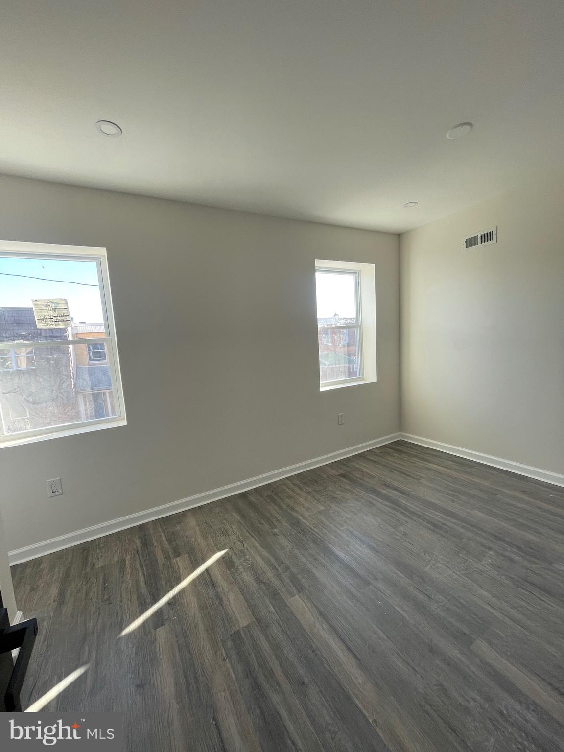 WHITMAN - Residential