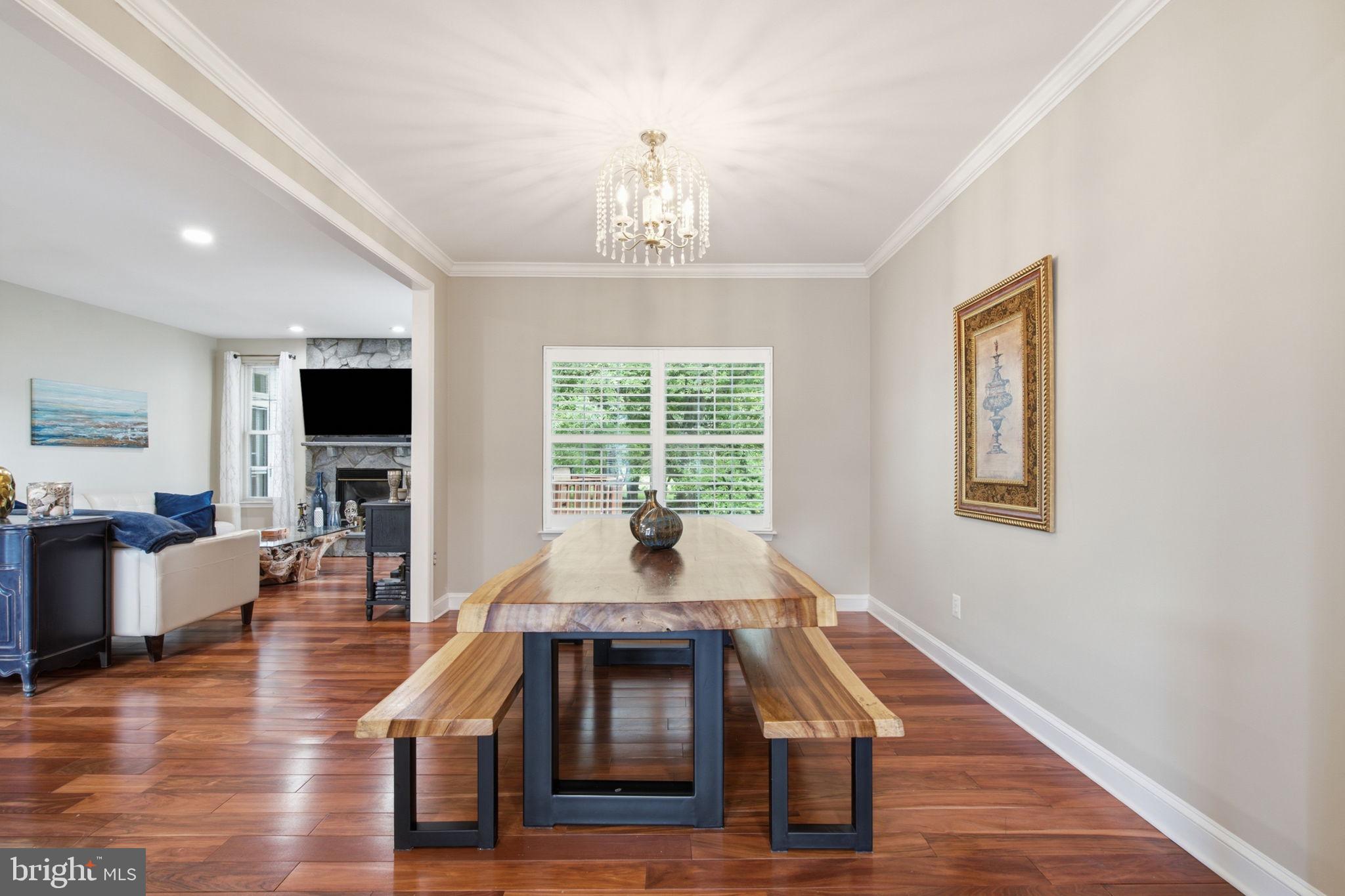 LOWES ISLAND - Residential