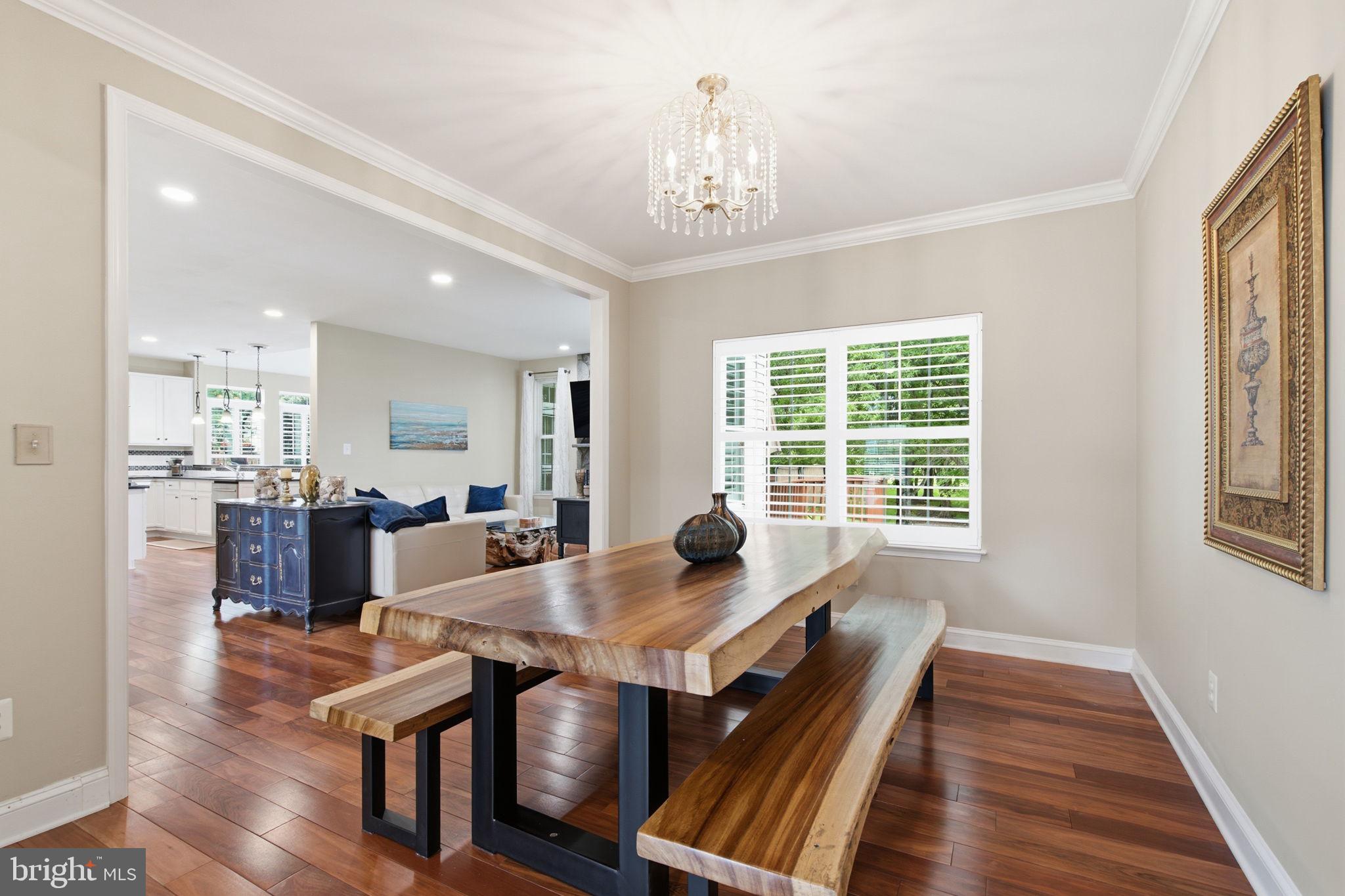LOWES ISLAND - Residential
