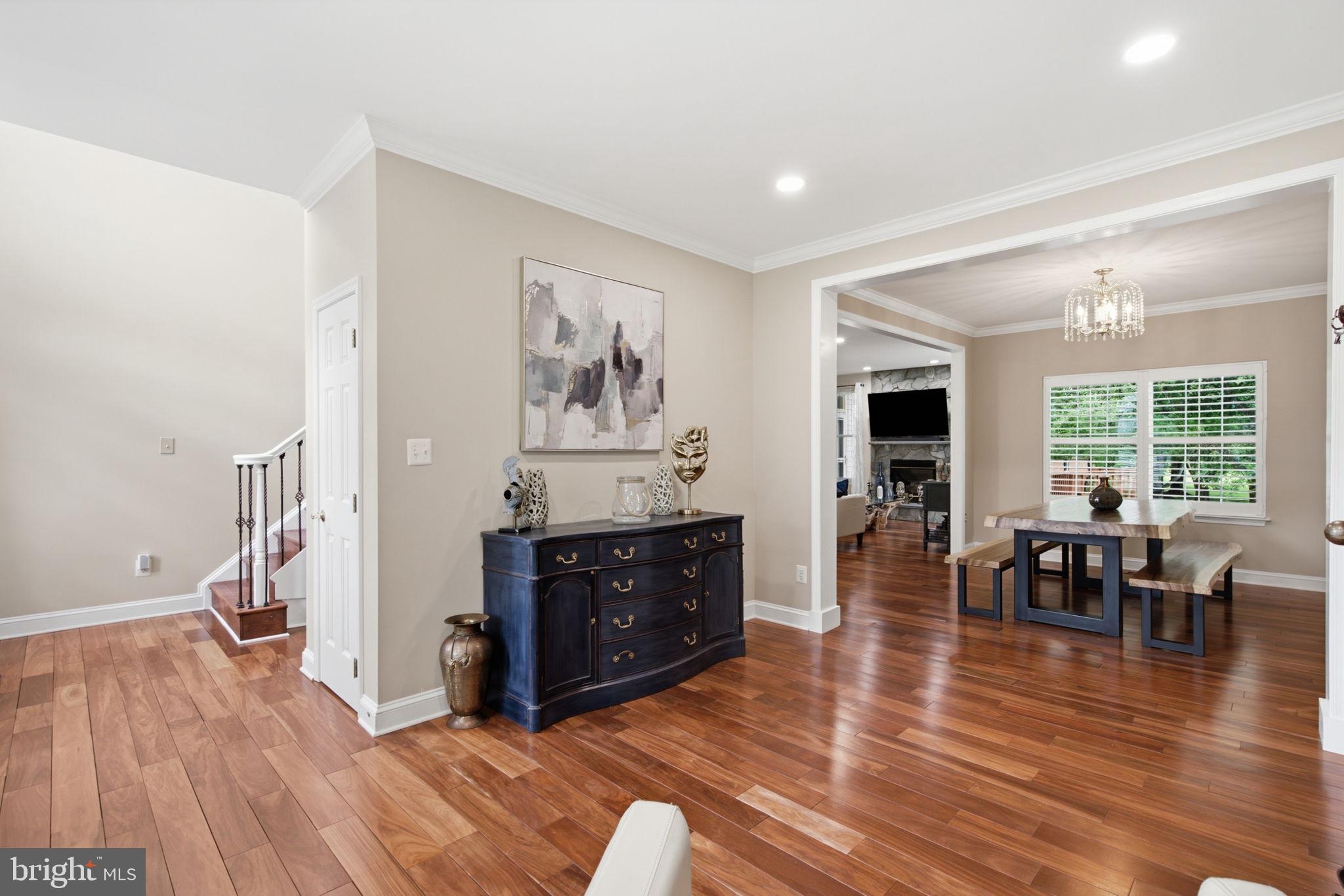 LOWES ISLAND - Residential