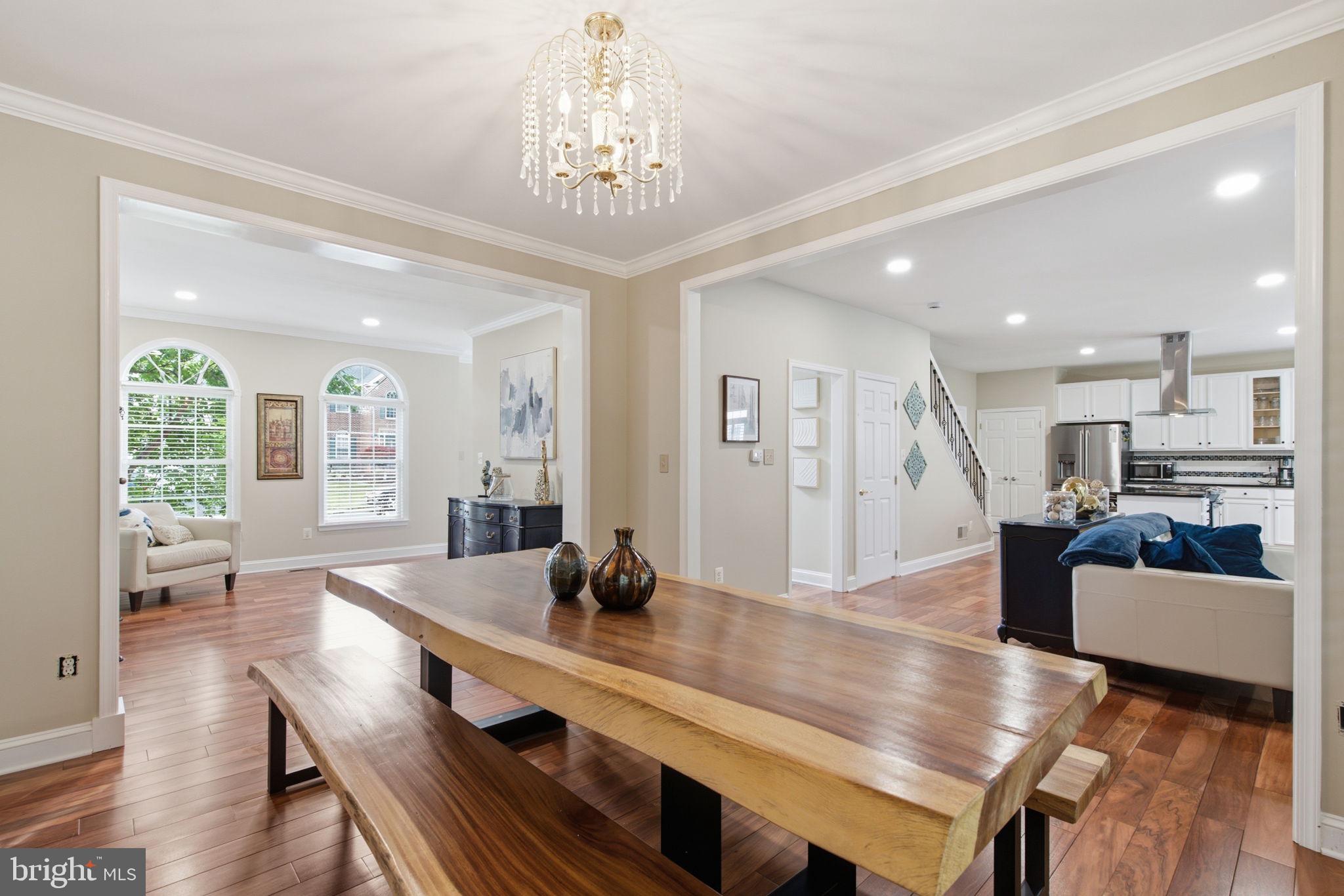 LOWES ISLAND - Residential