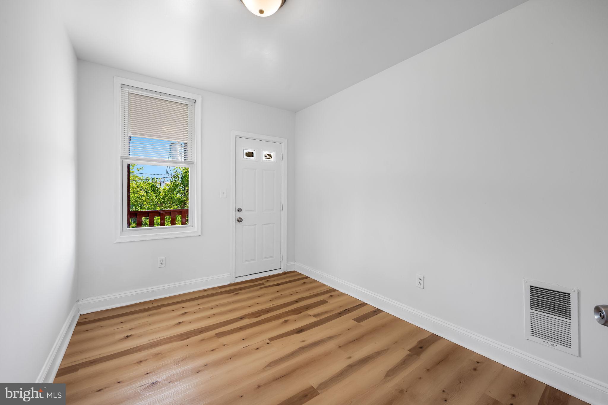 BELAIR-EDISON - Residential