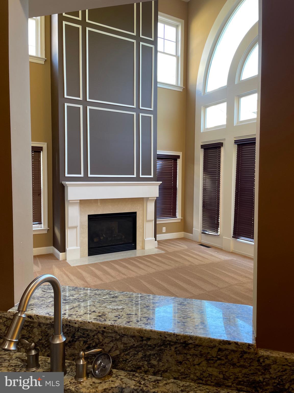 RIVER CREEK - Residential Lease