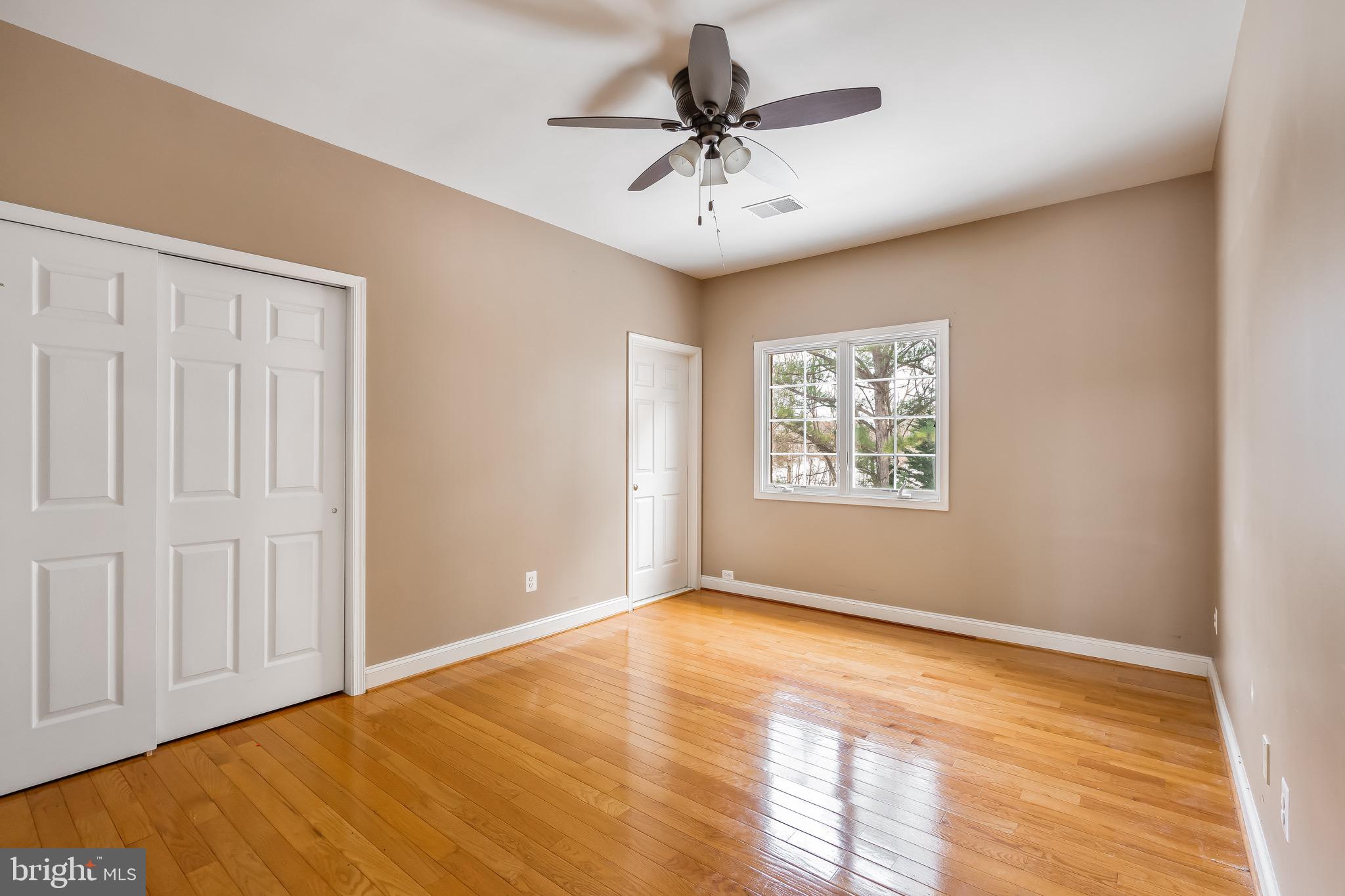 DOMINION VALLEY COUNTRY CLUB - Residential Lease