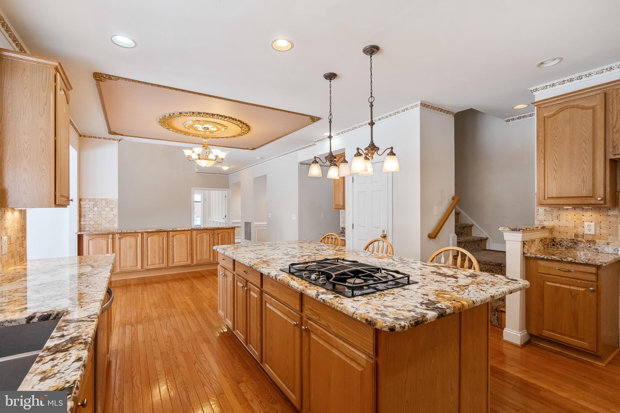 DOMINION VALLEY COUNTRY CLUB - Residential Lease