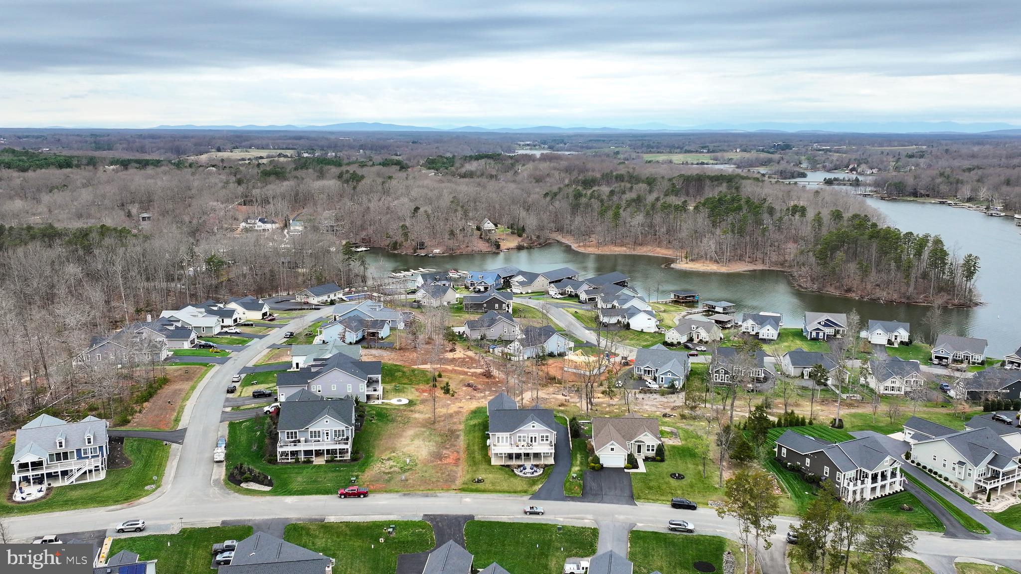 SUNSET COVE - Residential