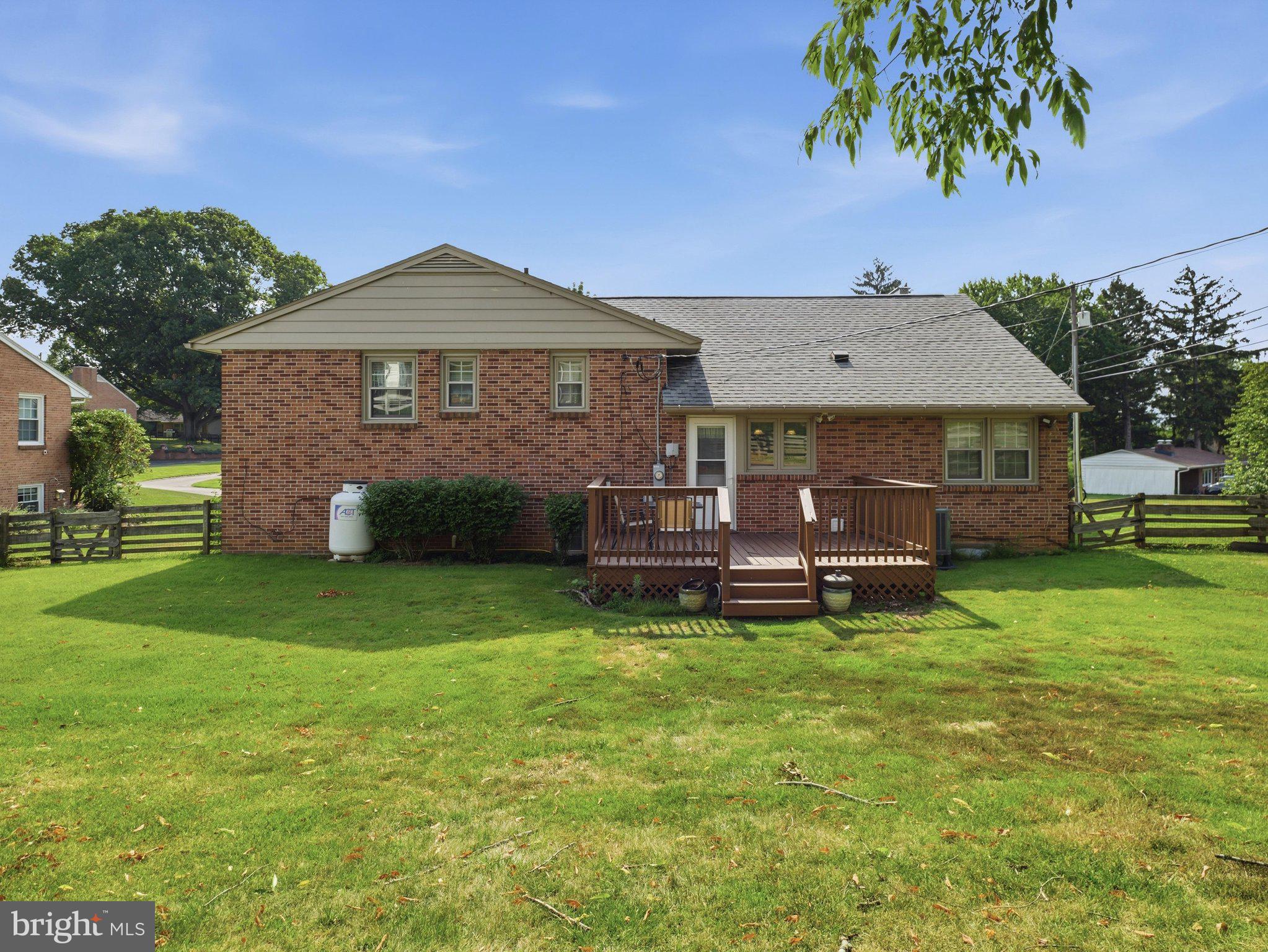 NORTH END - Residential