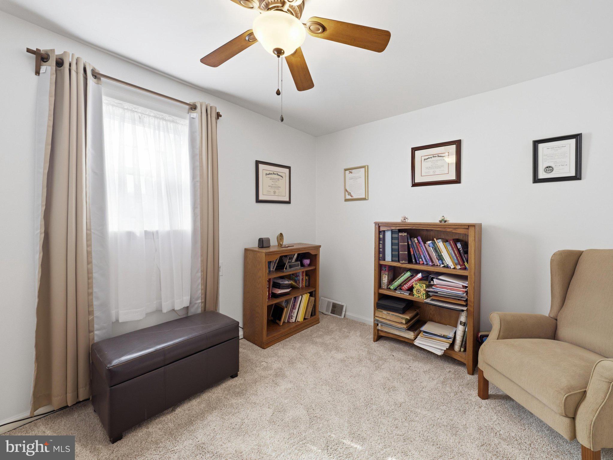 NORTH END - Residential