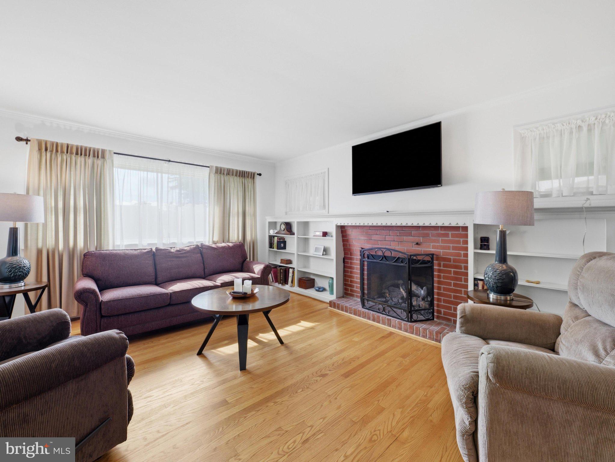 NORTH END - Residential