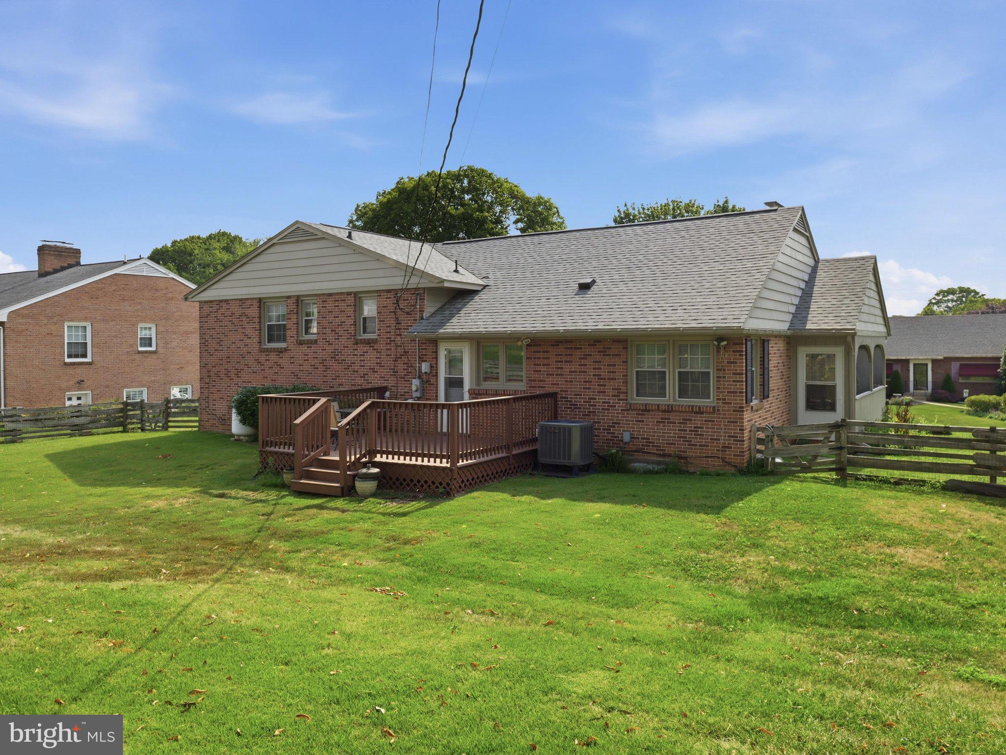 NORTH END - Residential
