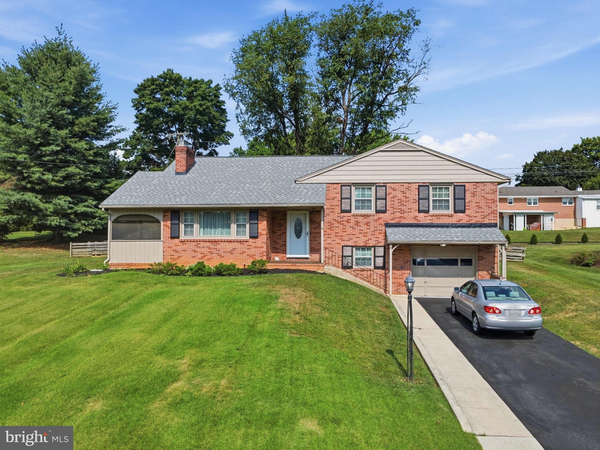 NORTH END - Residential