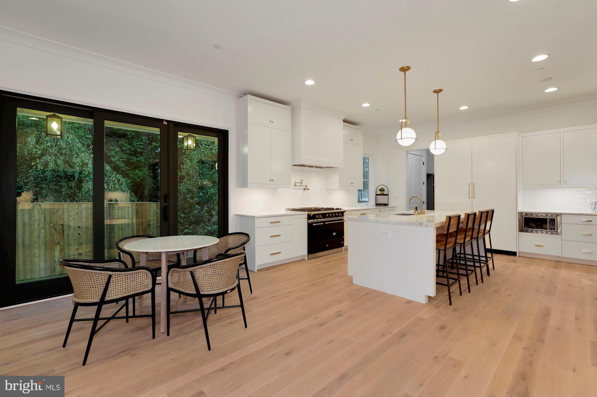 SPRINGFIELD - Residential