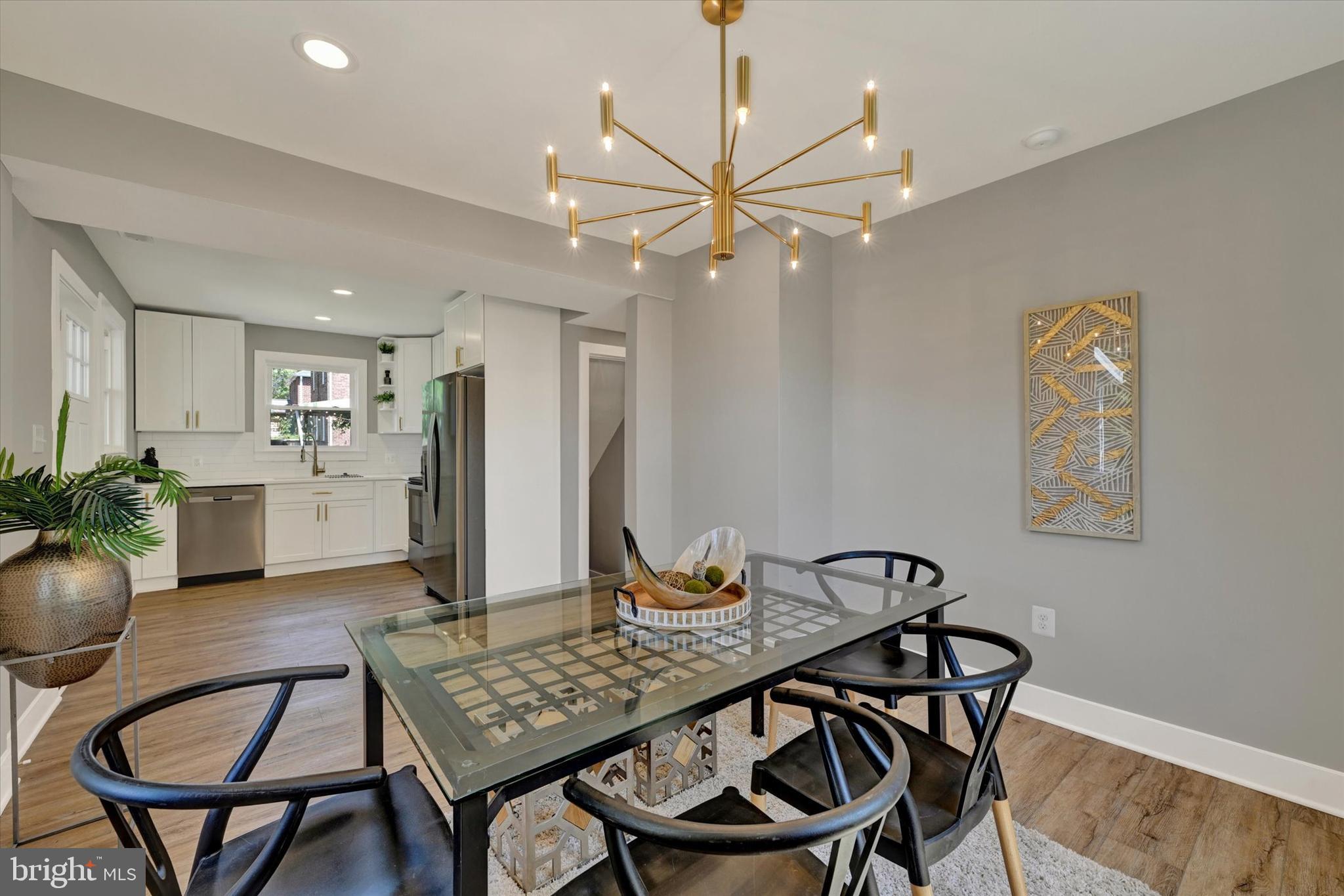 KENSINGTON - Residential