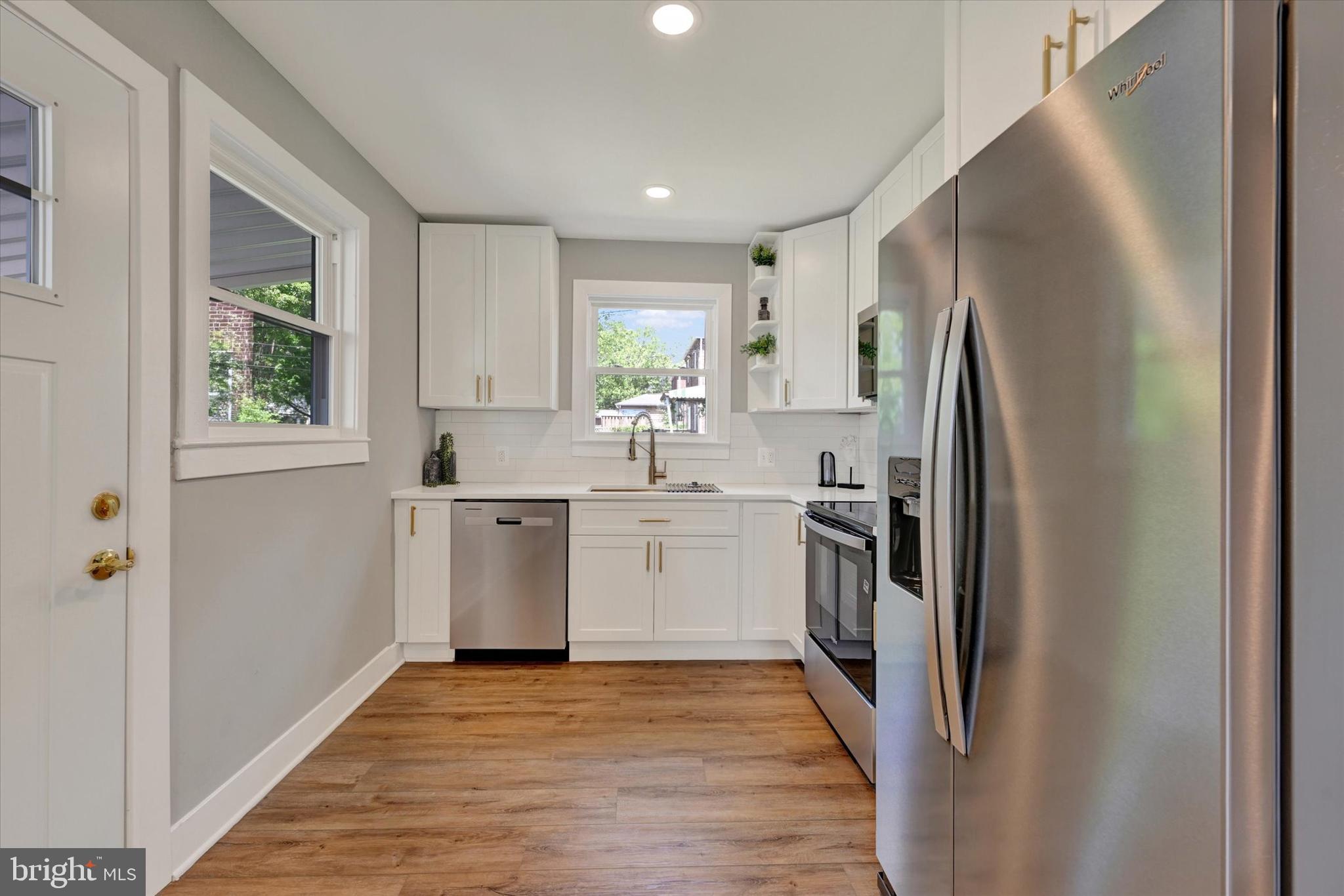 KENSINGTON - Residential