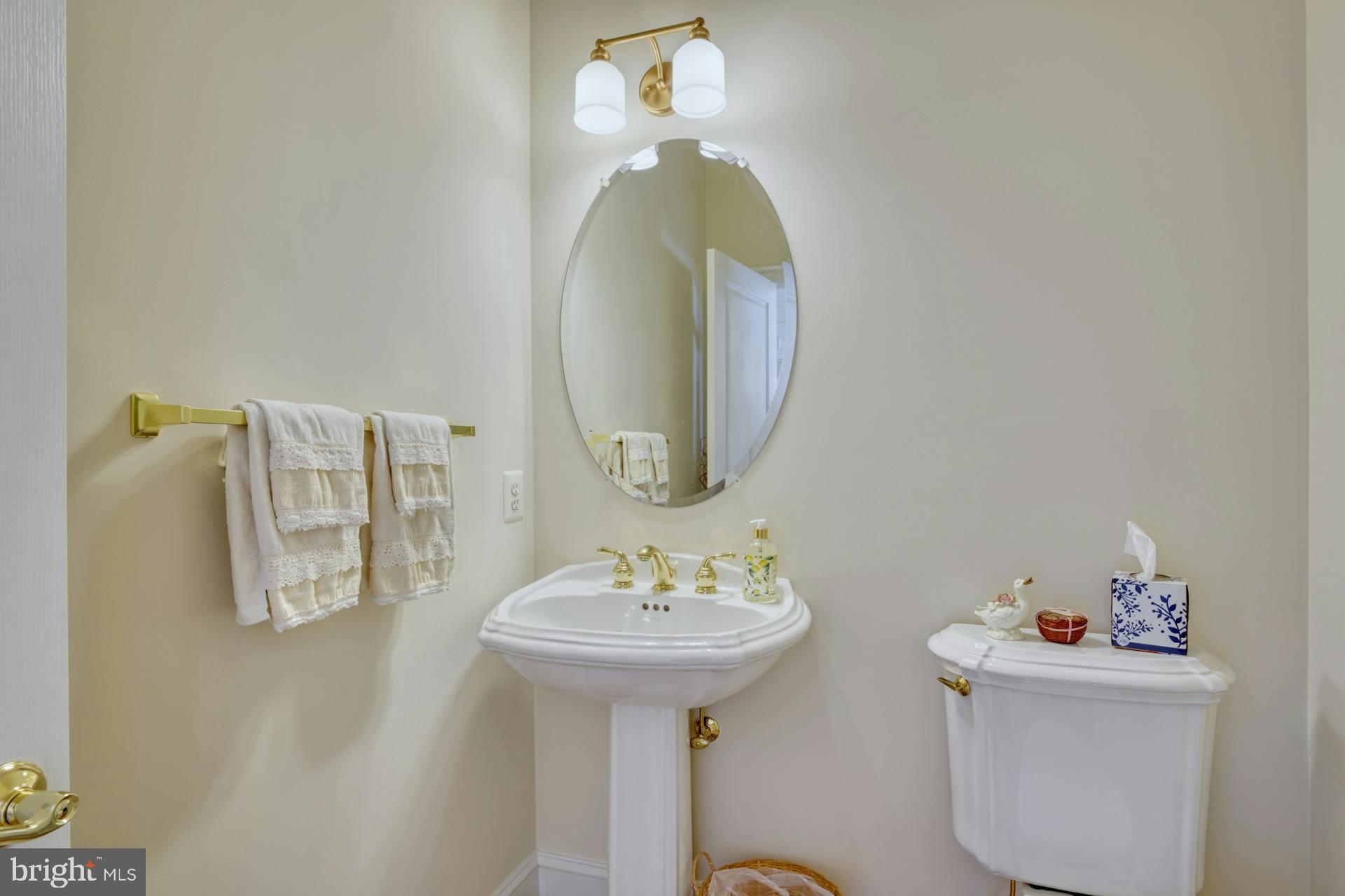 TIMBERLAKE ESTATES - Residential