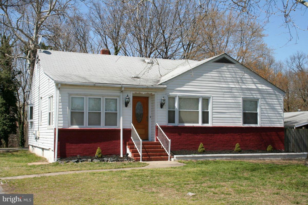 SHORELAND - Residential