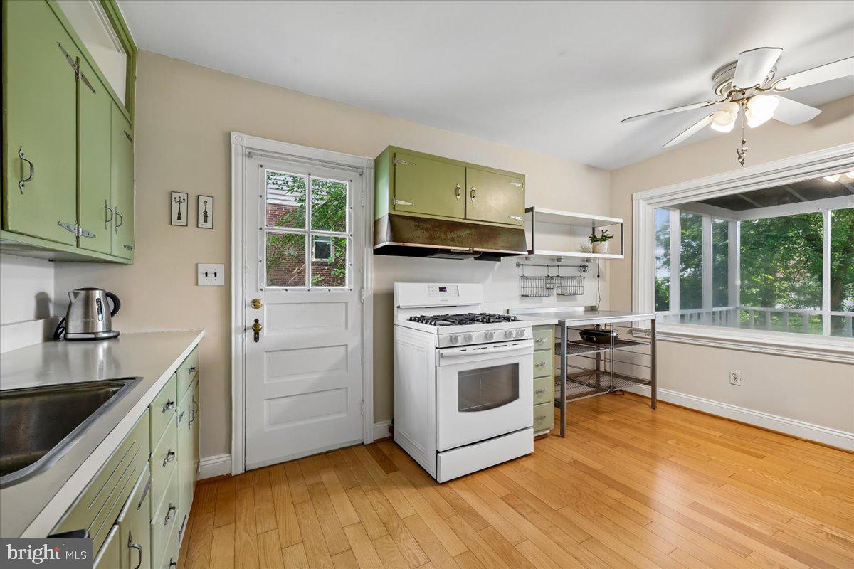 EVANS PARKWAY - Residential