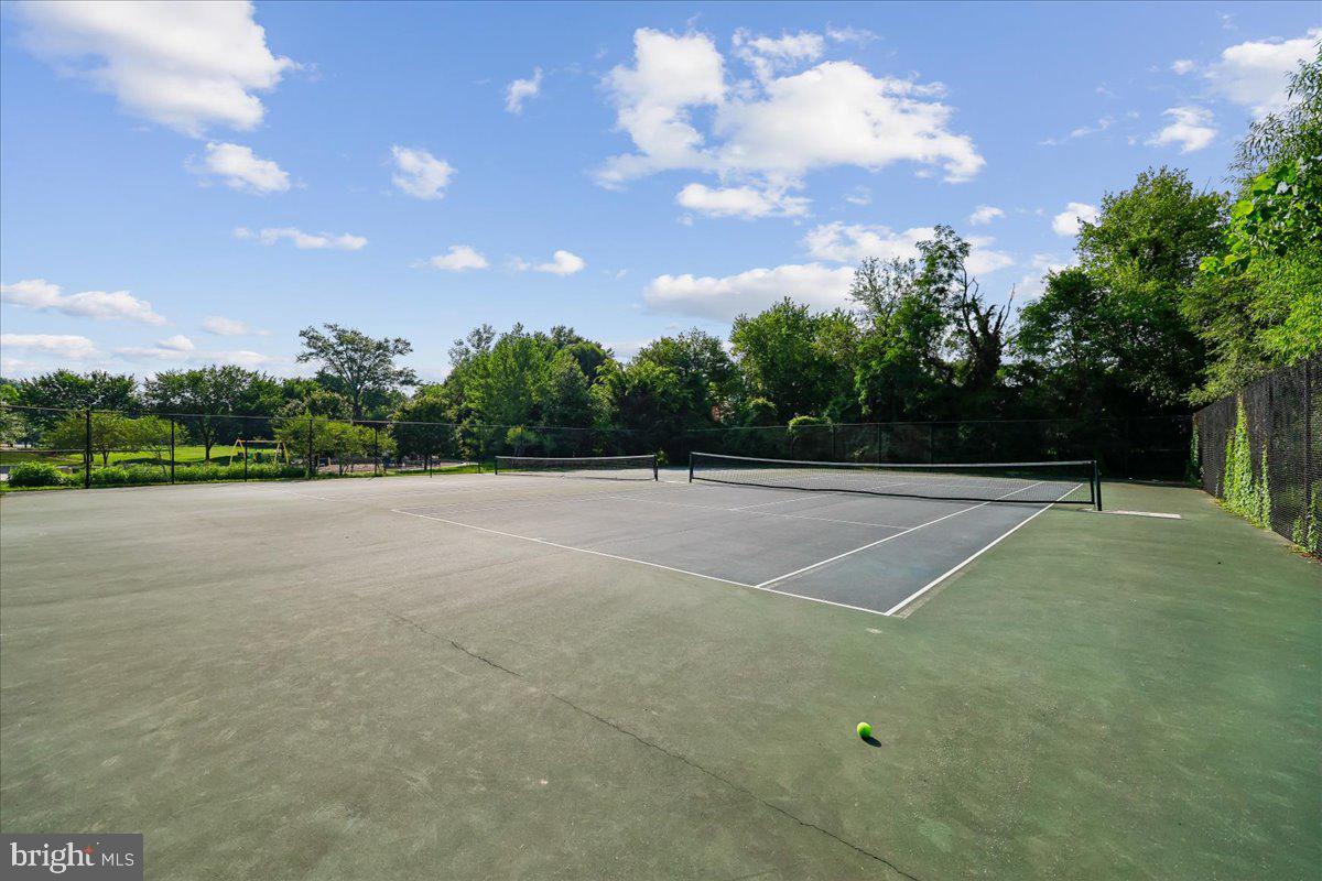 EVANS PARKWAY - Residential